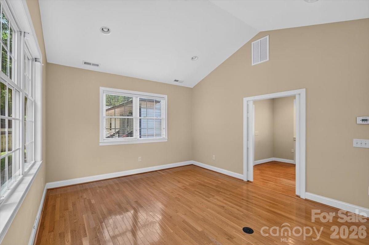 4124 Bridgewood Lane — Charlotte