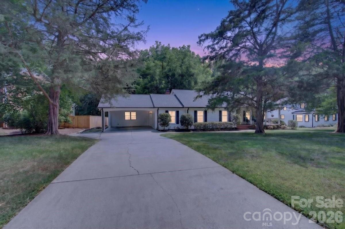 4124 Bridgewood Lane — Charlotte