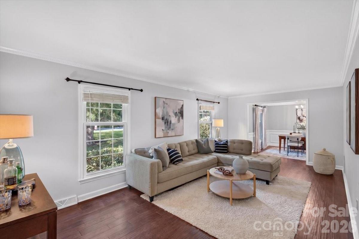 4124 Bridgewood Lane — Charlotte