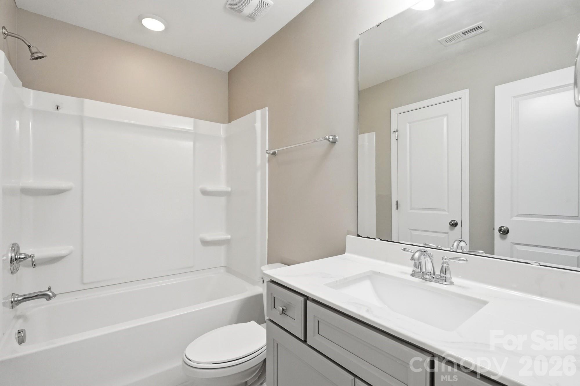 5111 Devonshire Road — Denver