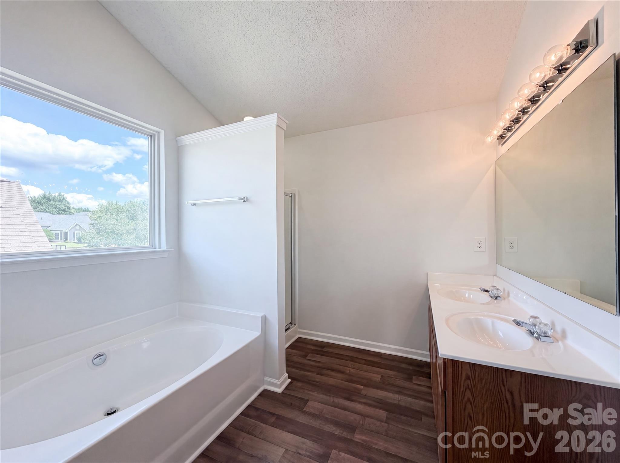 107 Elrosa Road — Mooresville