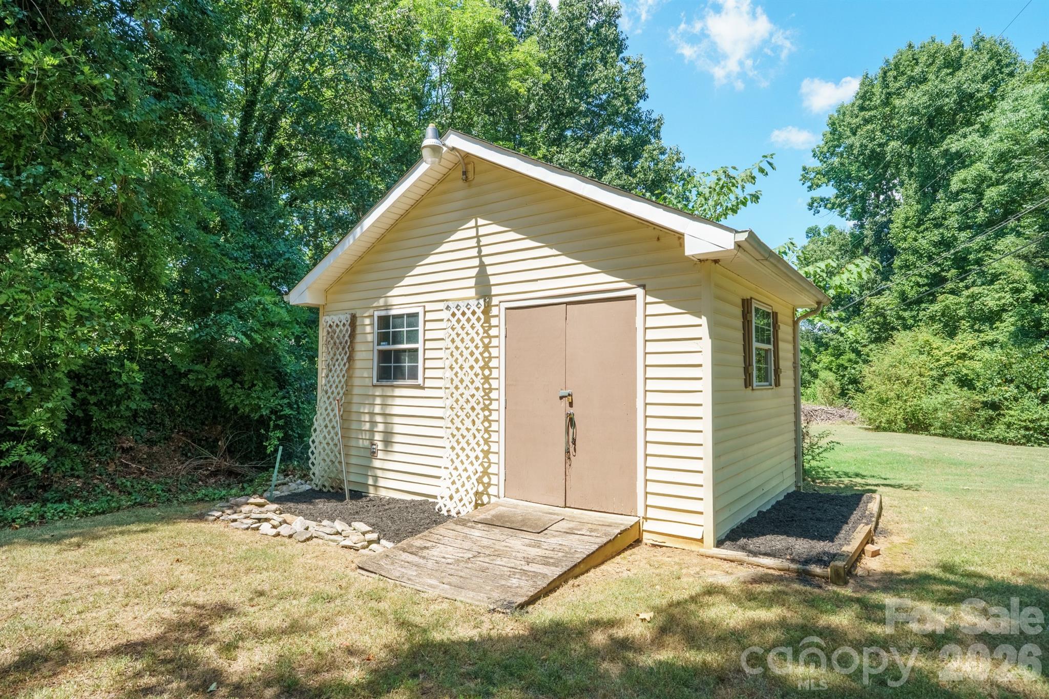 6421 Whitewater Drive — Charlotte