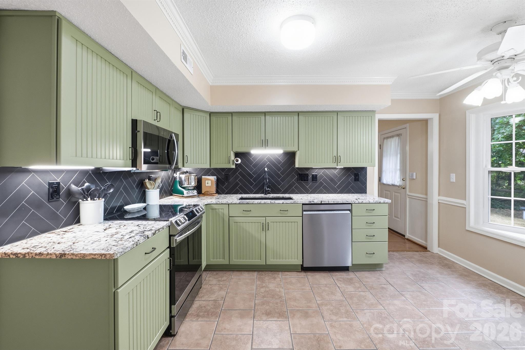 6421 Whitewater Drive — Charlotte