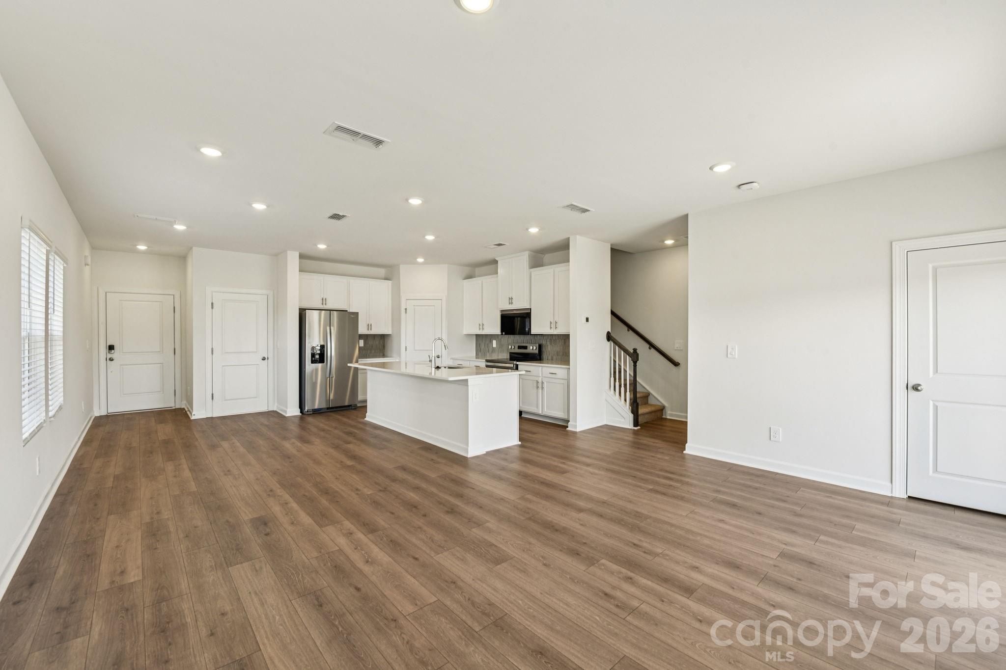 9028 Foggy Brook Loop — Charlotte