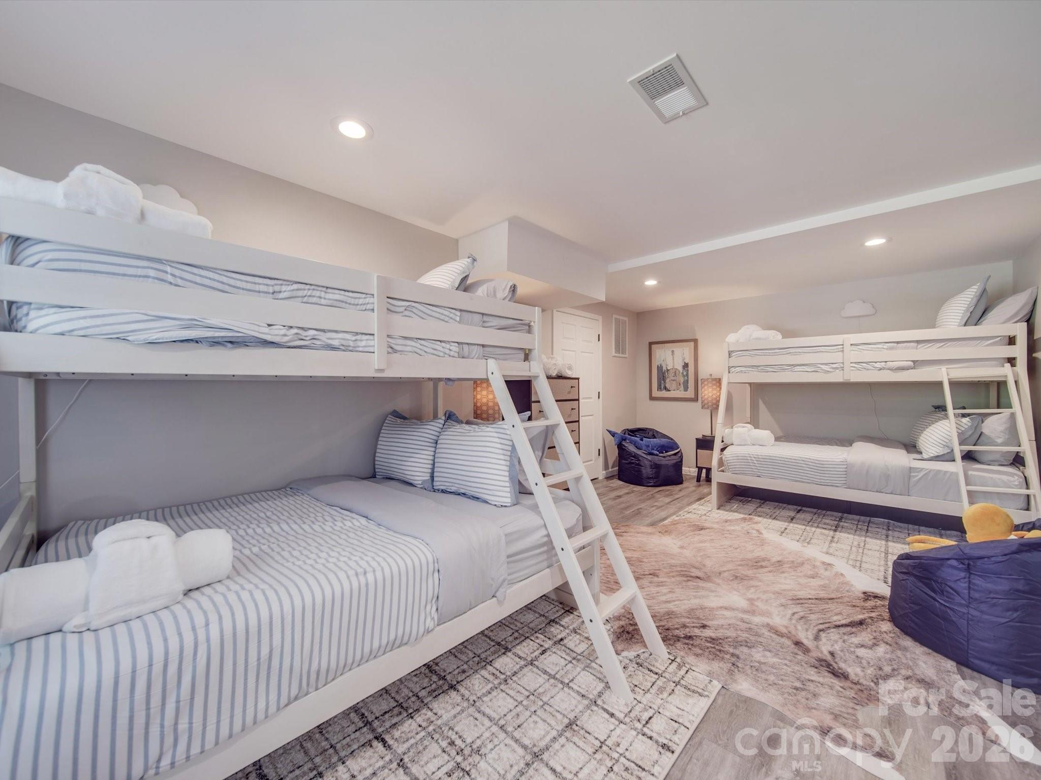 4588 Rinaldo Road — York