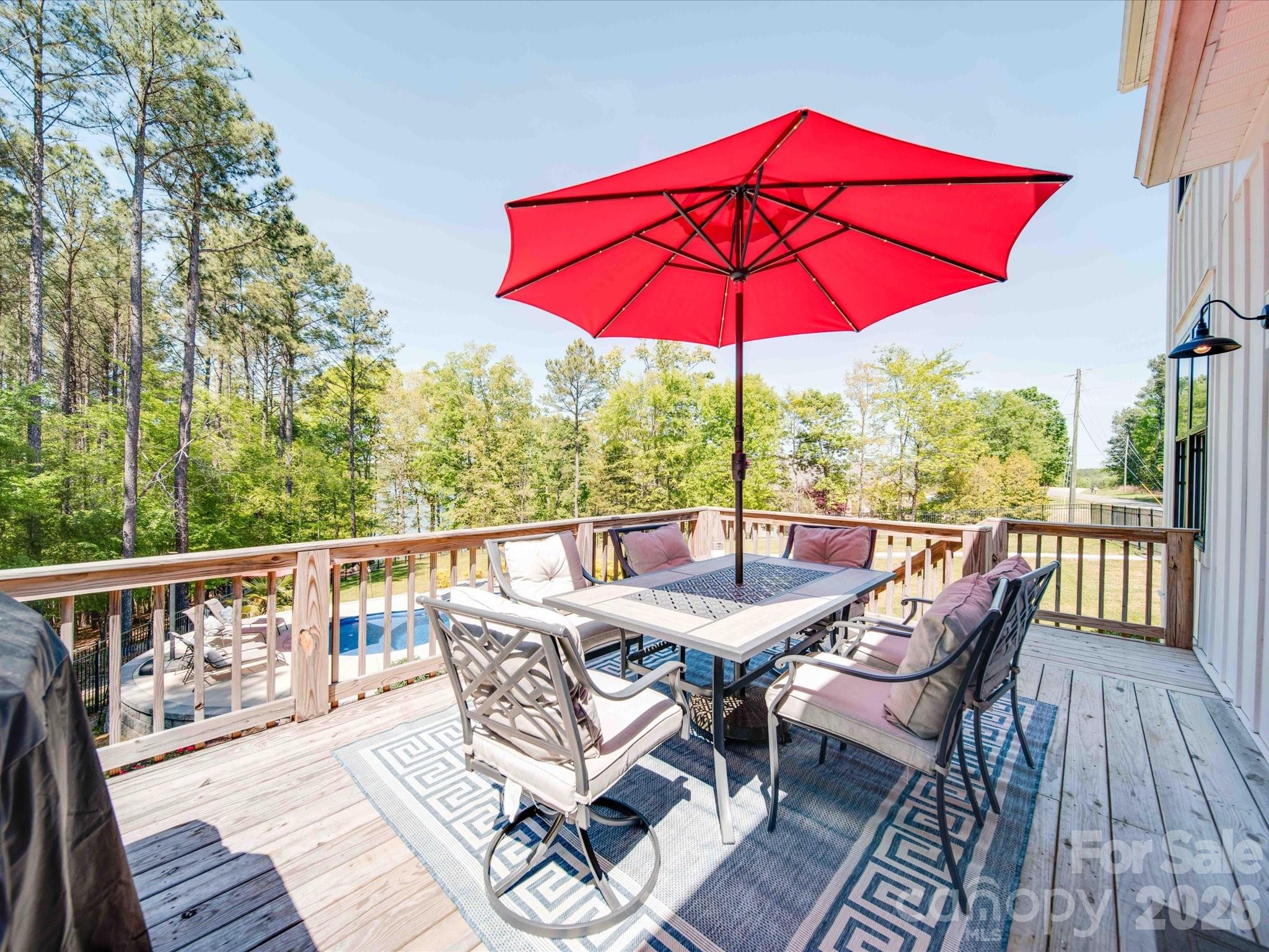 4588 Rinaldo Road — York