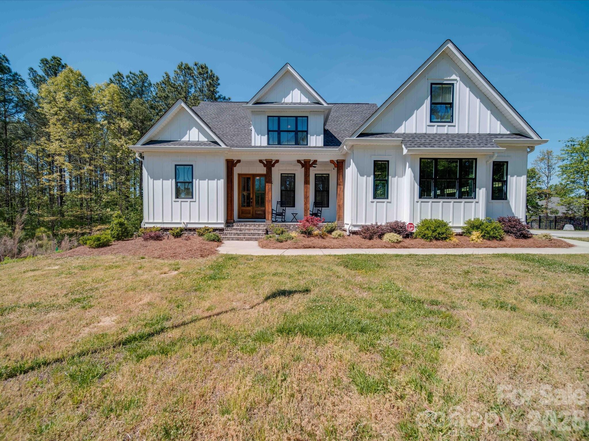 4588 Rinaldo Road — York