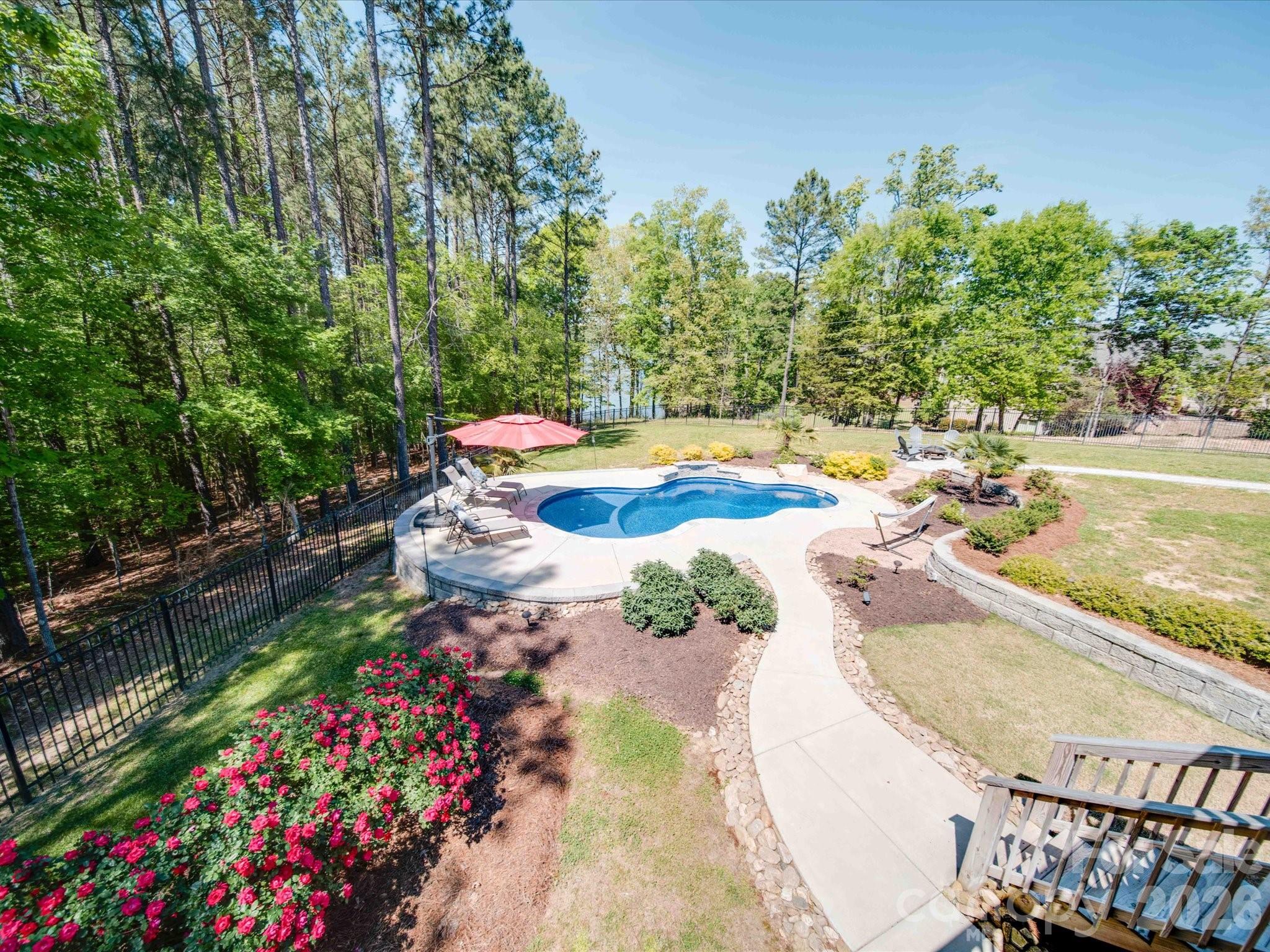 4588 Rinaldo Road — York