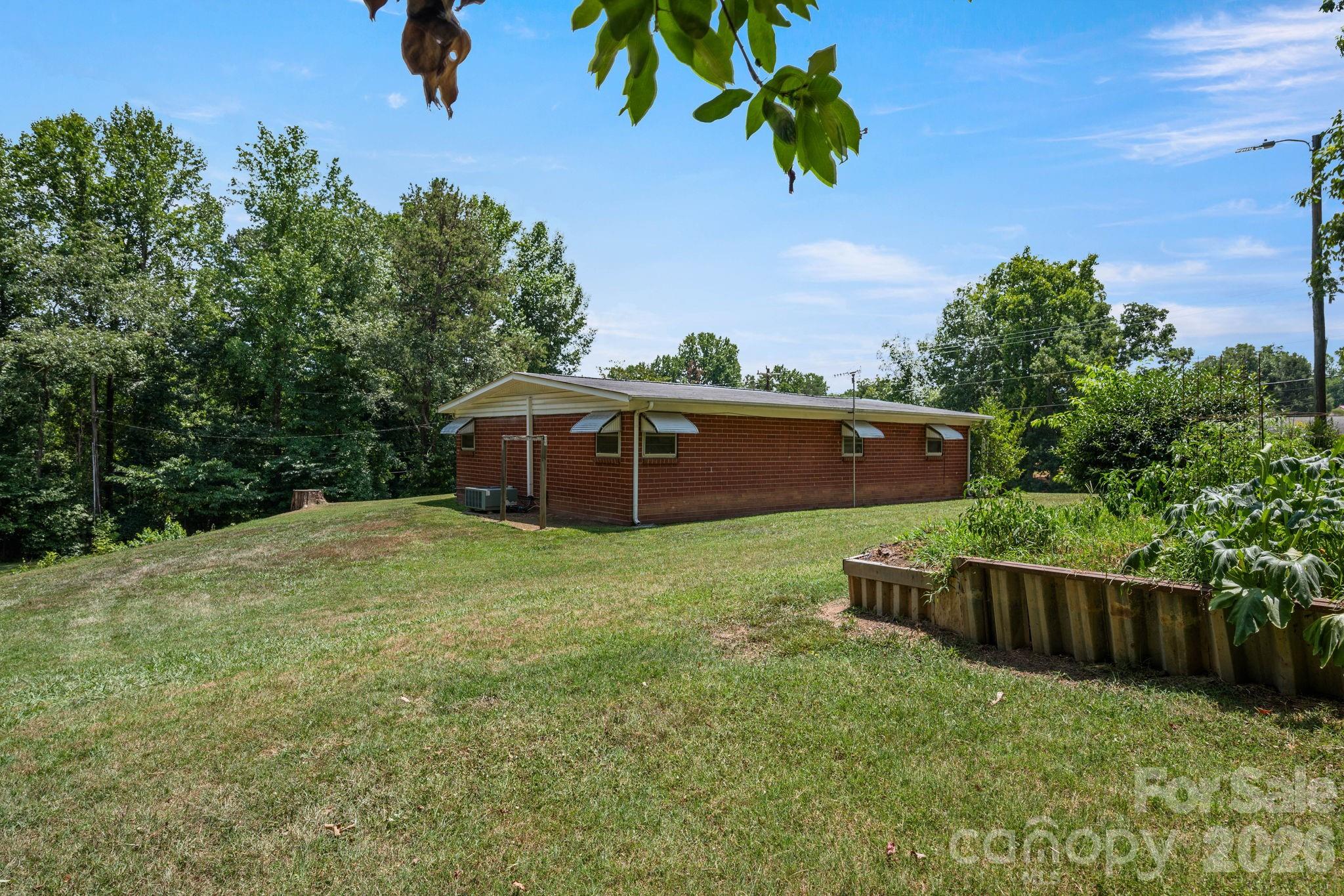 3139 Gastonia Highway — Lincolnton