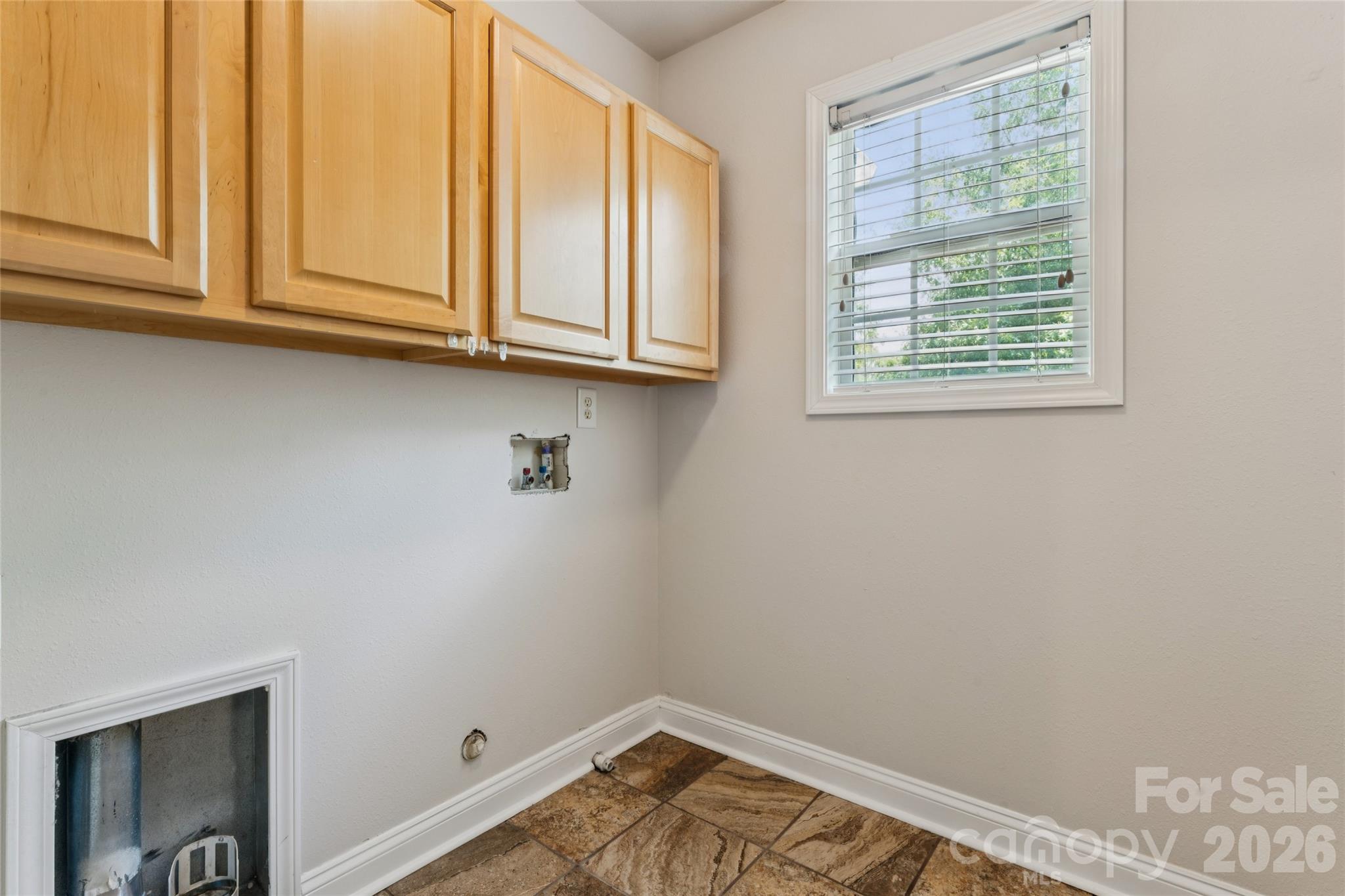 1847 Wilburn Park Lane NW — Charlotte