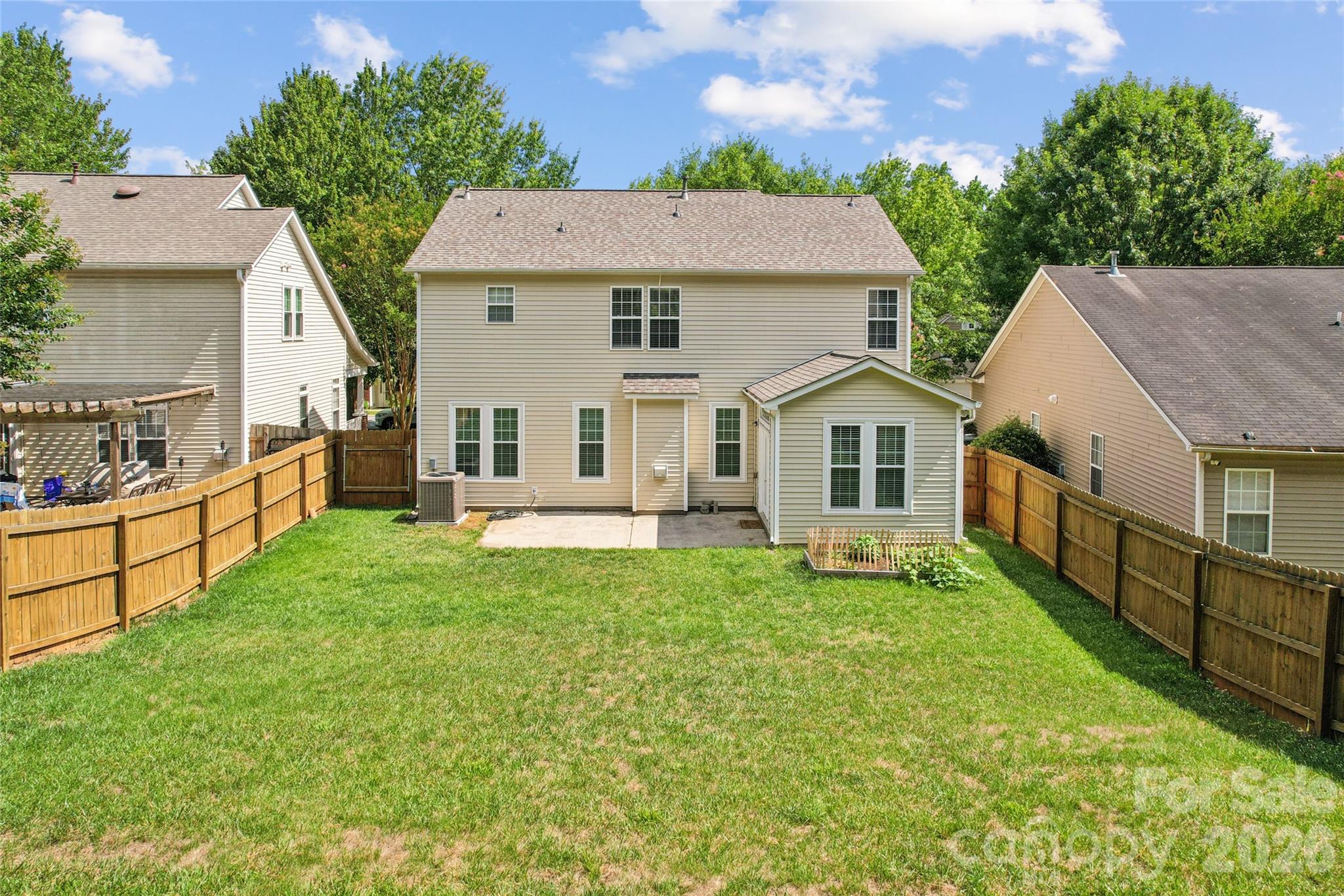 1847 Wilburn Park Lane NW — Charlotte