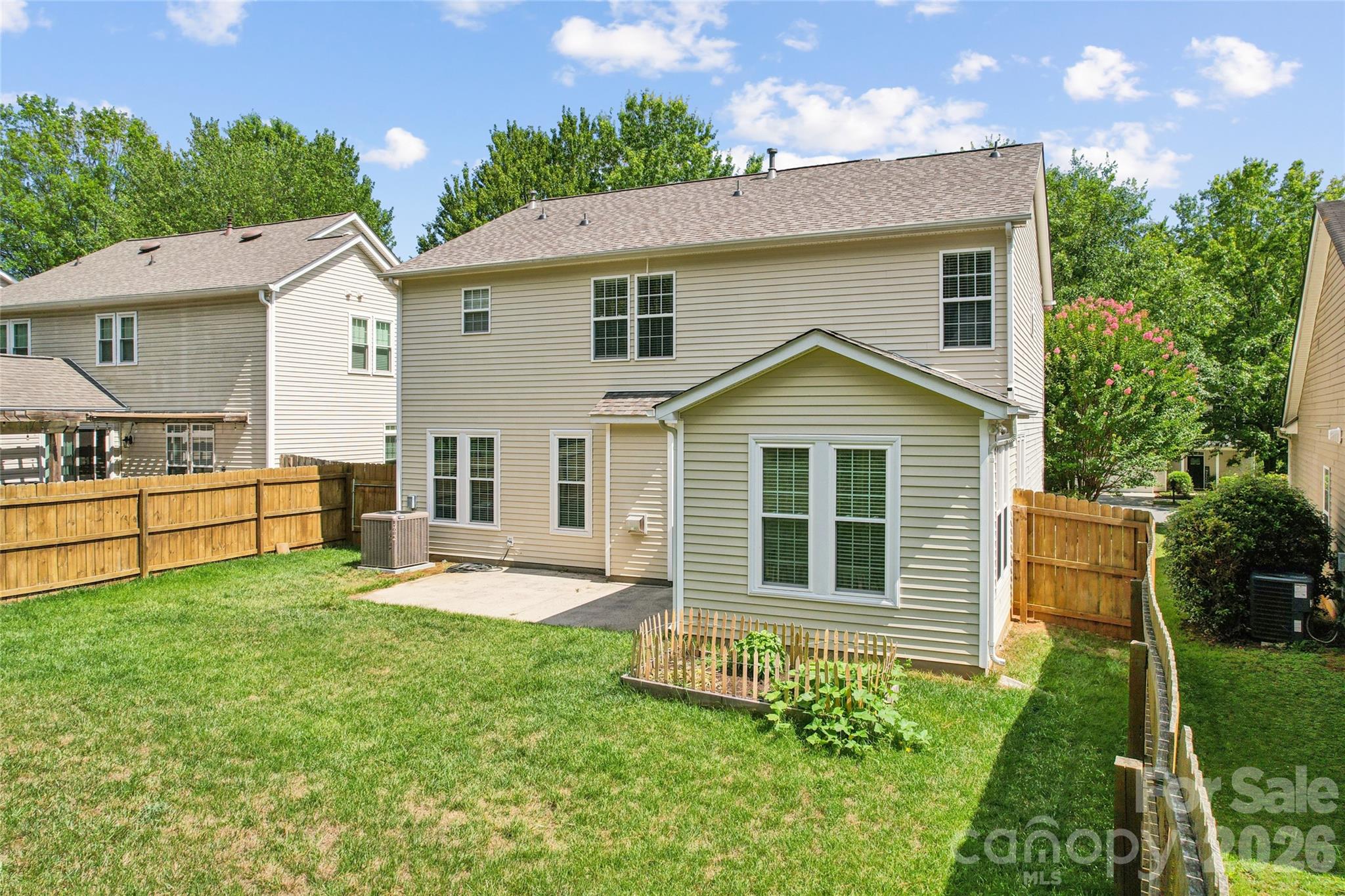 1847 Wilburn Park Lane NW — Charlotte