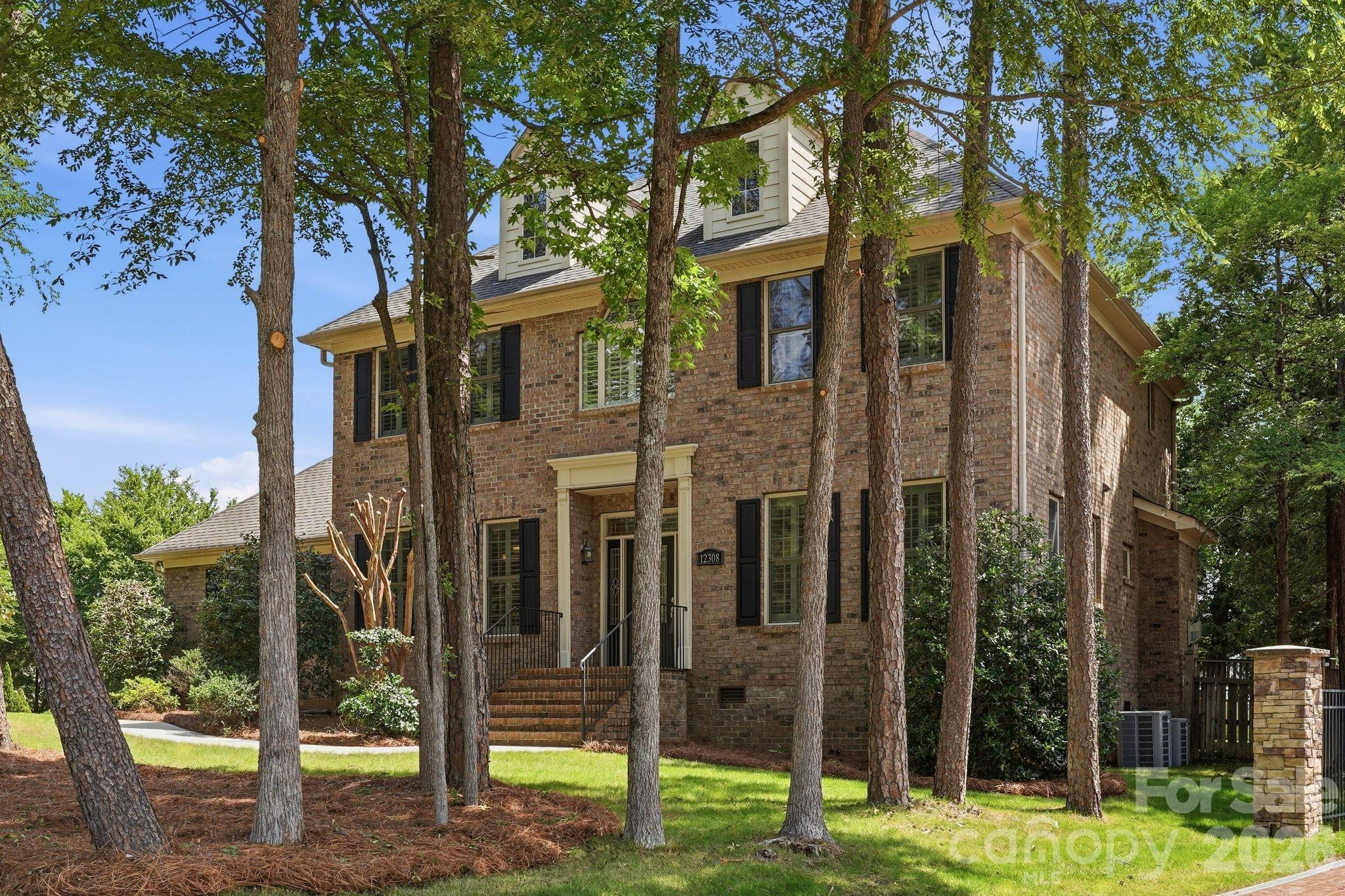12308 Headquarters Farm Road — Charlotte
