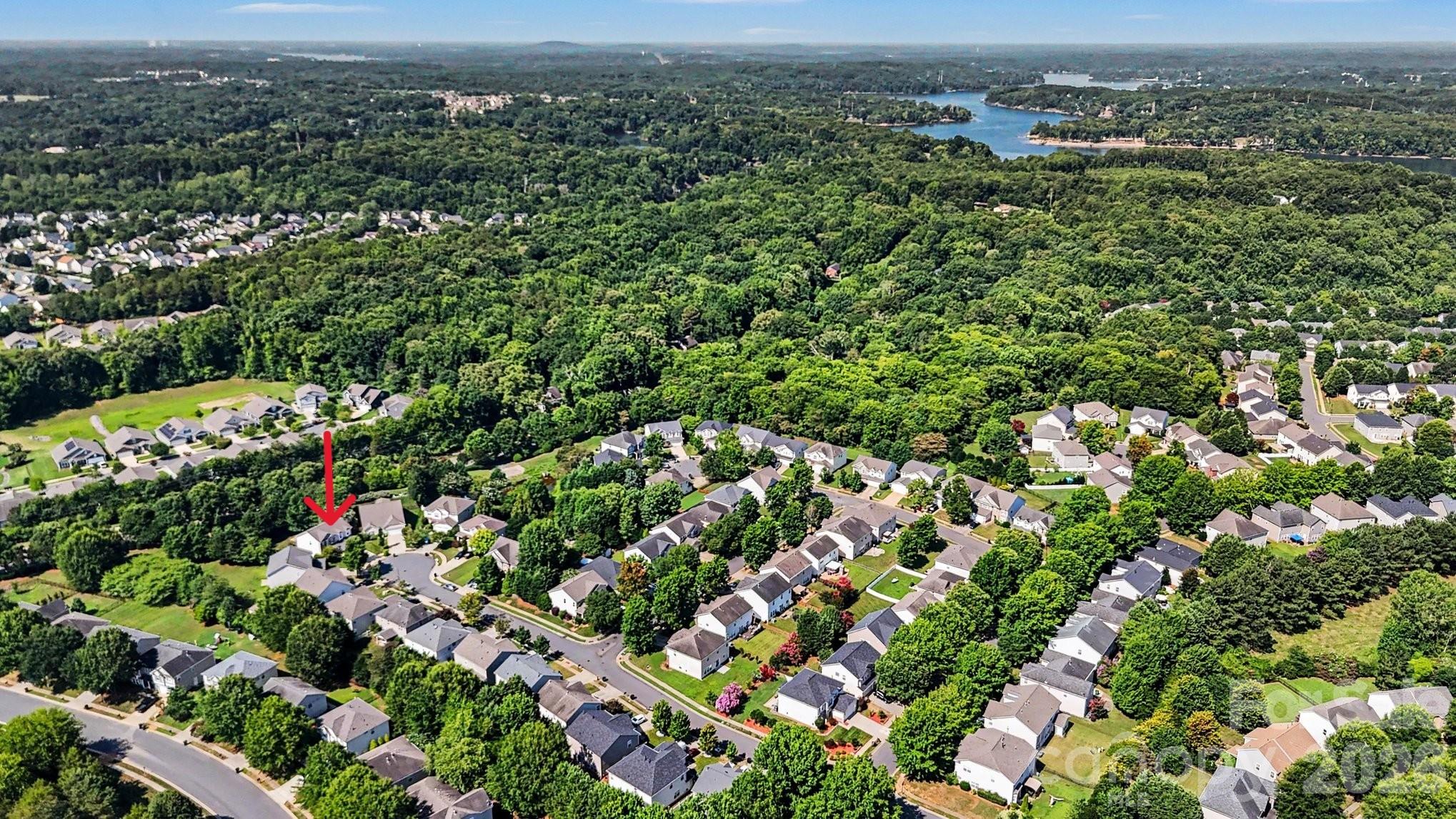 10327 Barrands Lane — Charlotte