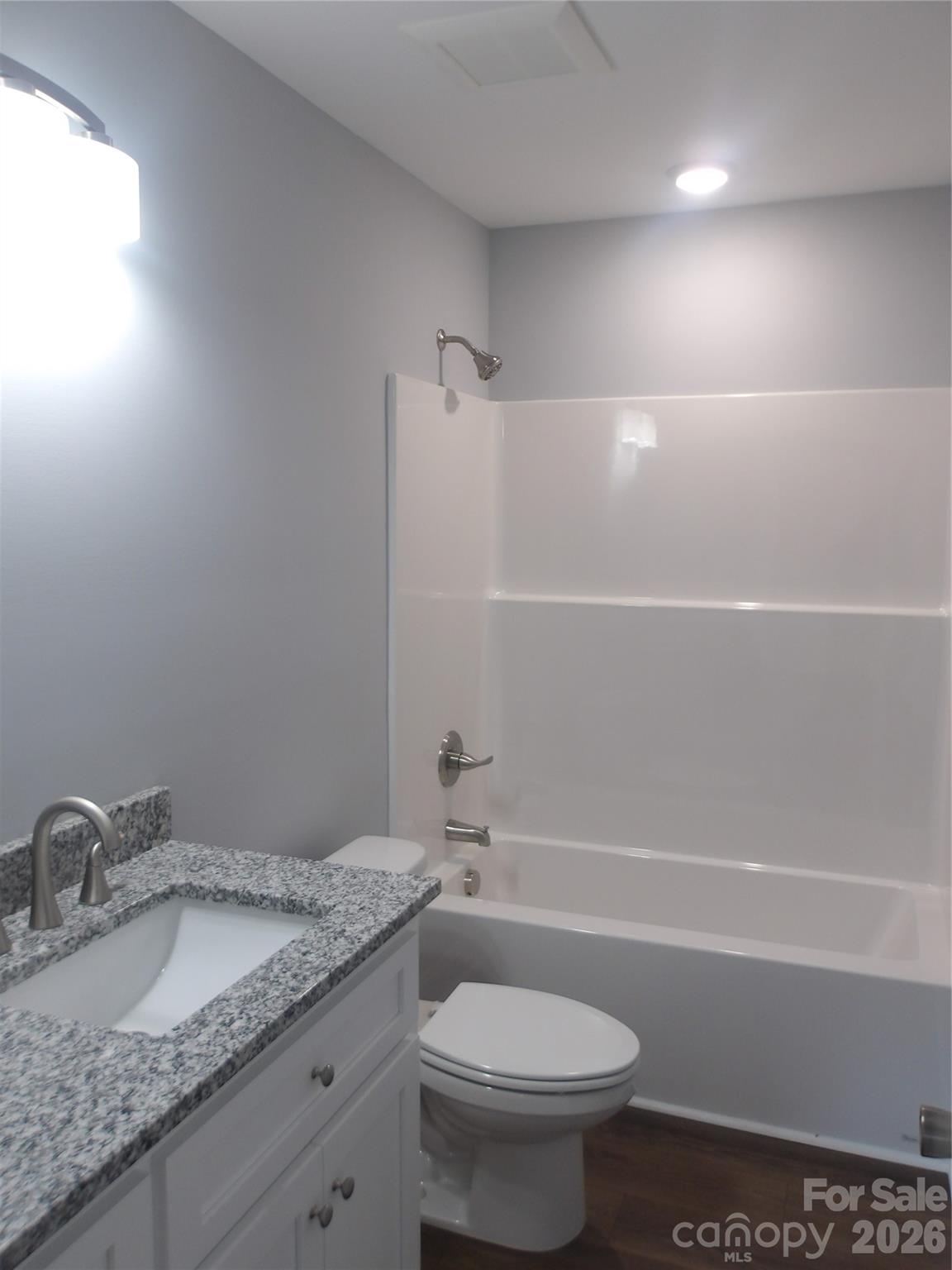 339 W 11th Street — Oakboro