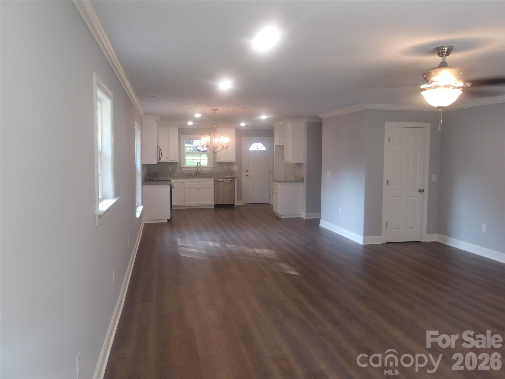 339 W 11th Street — Oakboro
