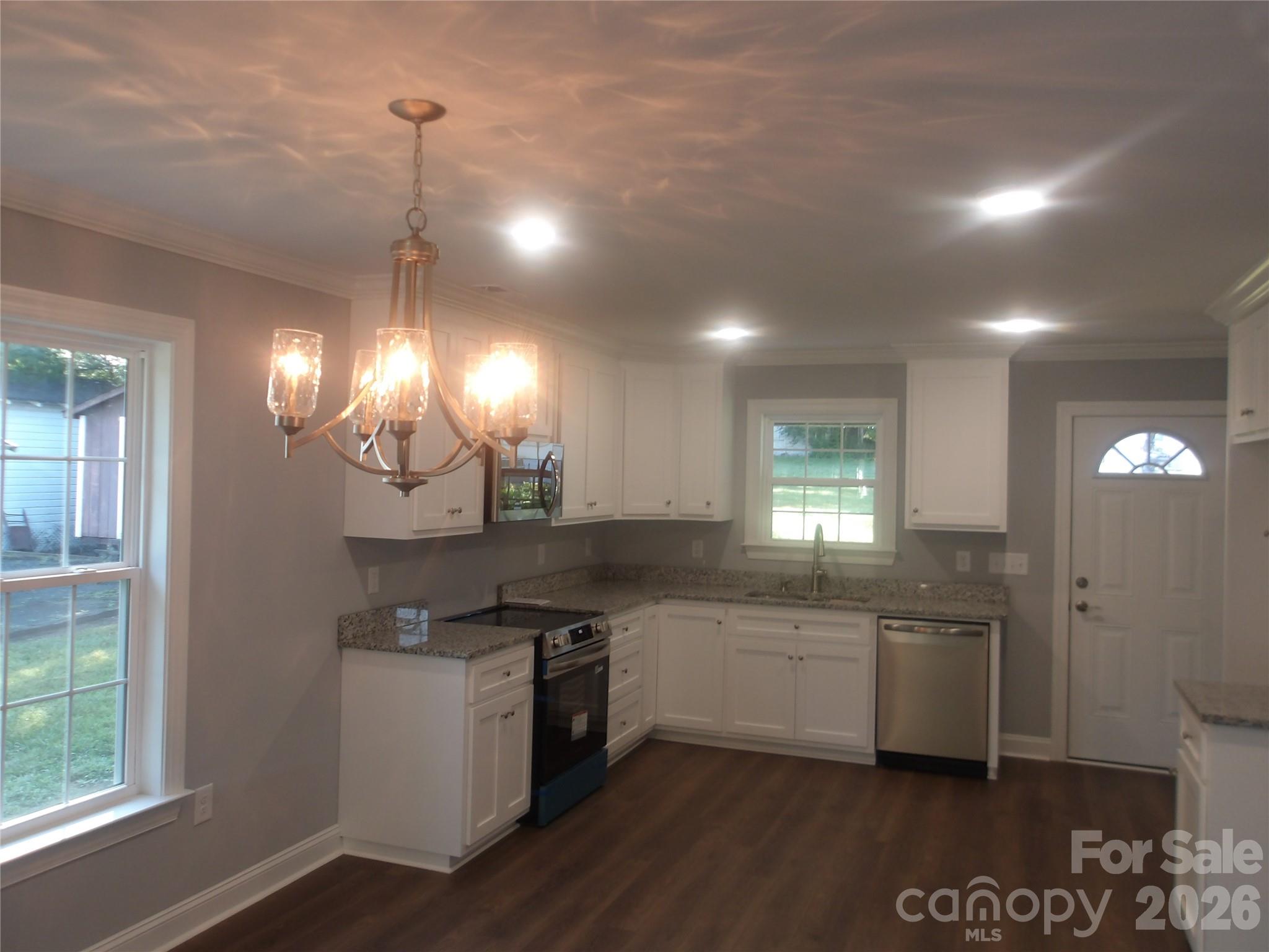 339 W 11th Street — Oakboro