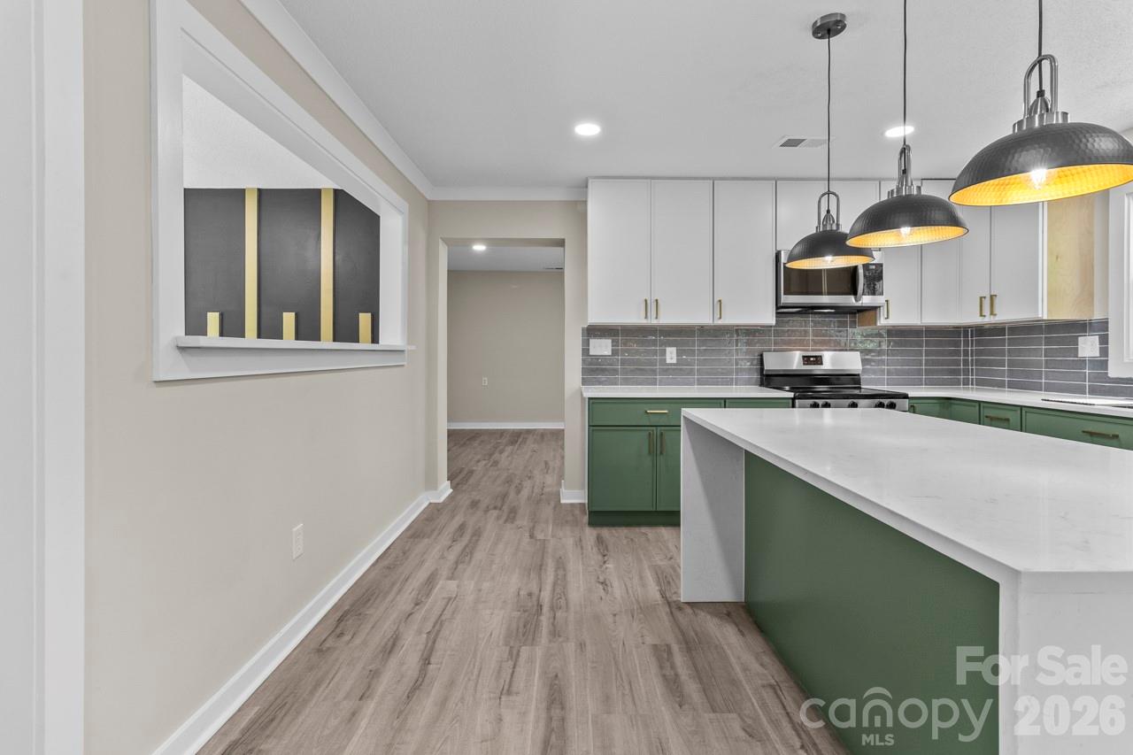 1125 Rembrandt Drive SW — Concord