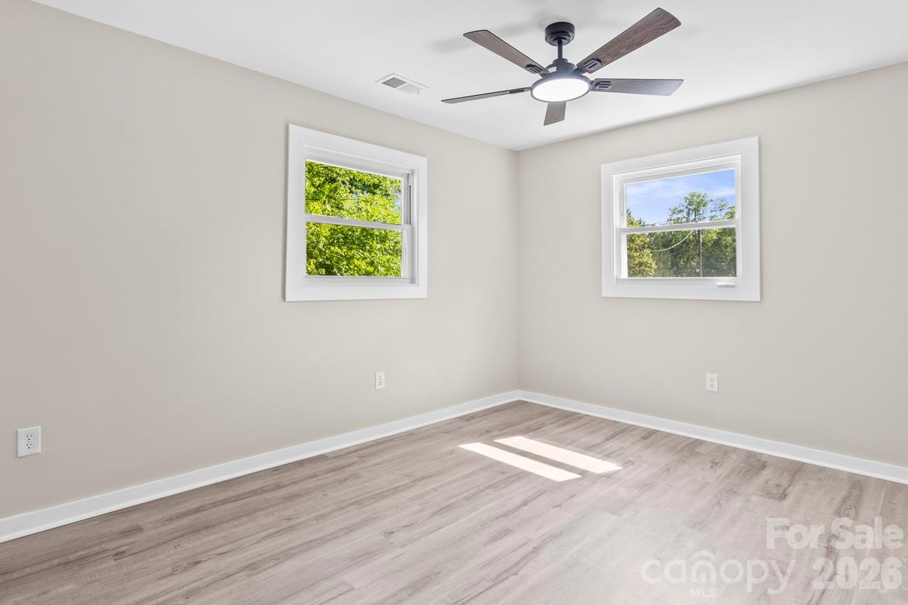 1125 Rembrandt Drive SW — Concord