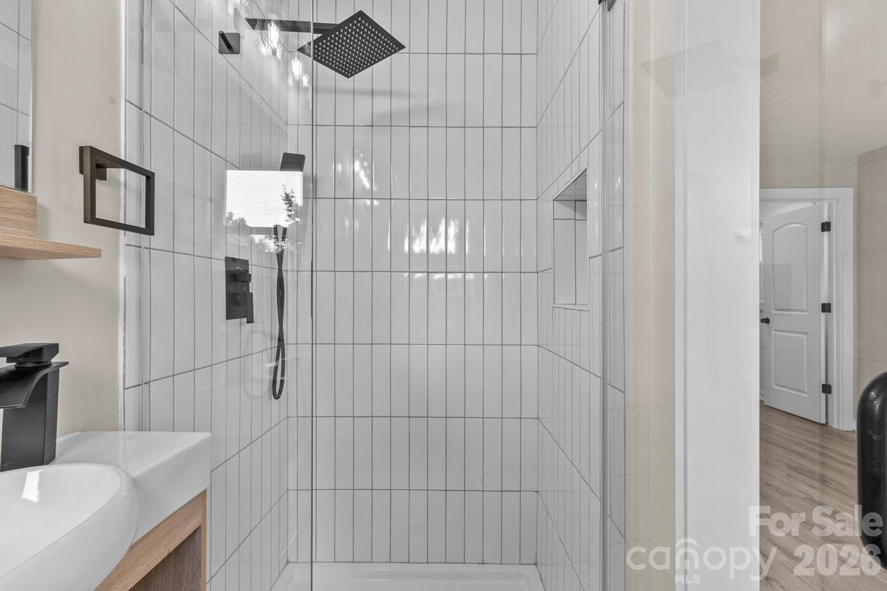 1125 Rembrandt Drive SW — Concord