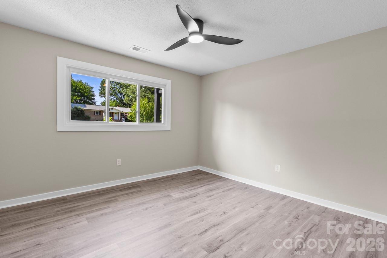 1125 Rembrandt Drive SW — Concord