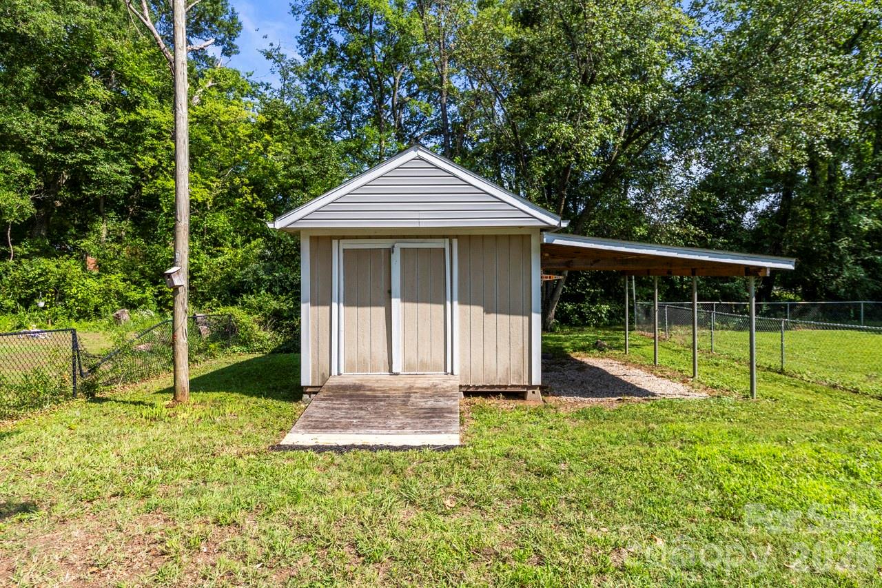 1125 Rembrandt Drive SW — Concord