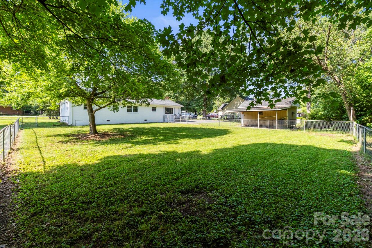 1125 Rembrandt Drive SW — Concord