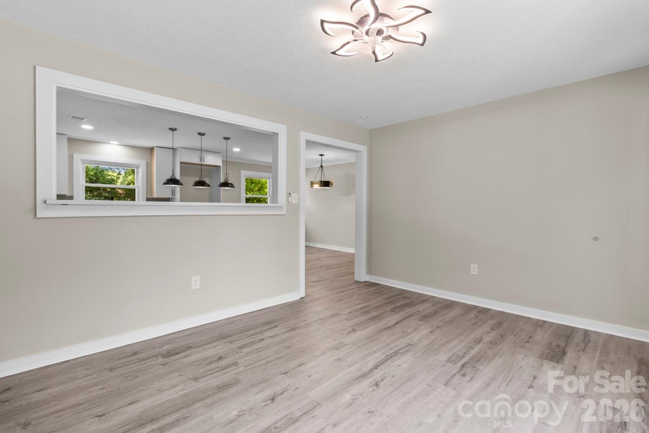 1125 Rembrandt Drive SW — Concord