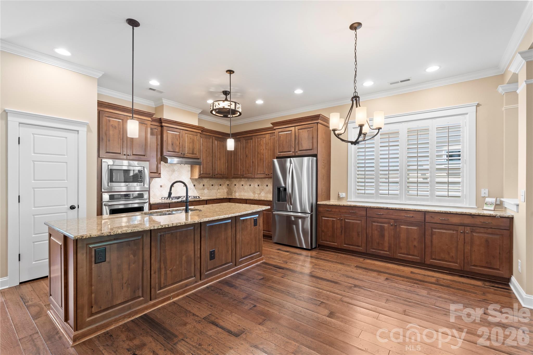 2145 Lexington Street — Belmont