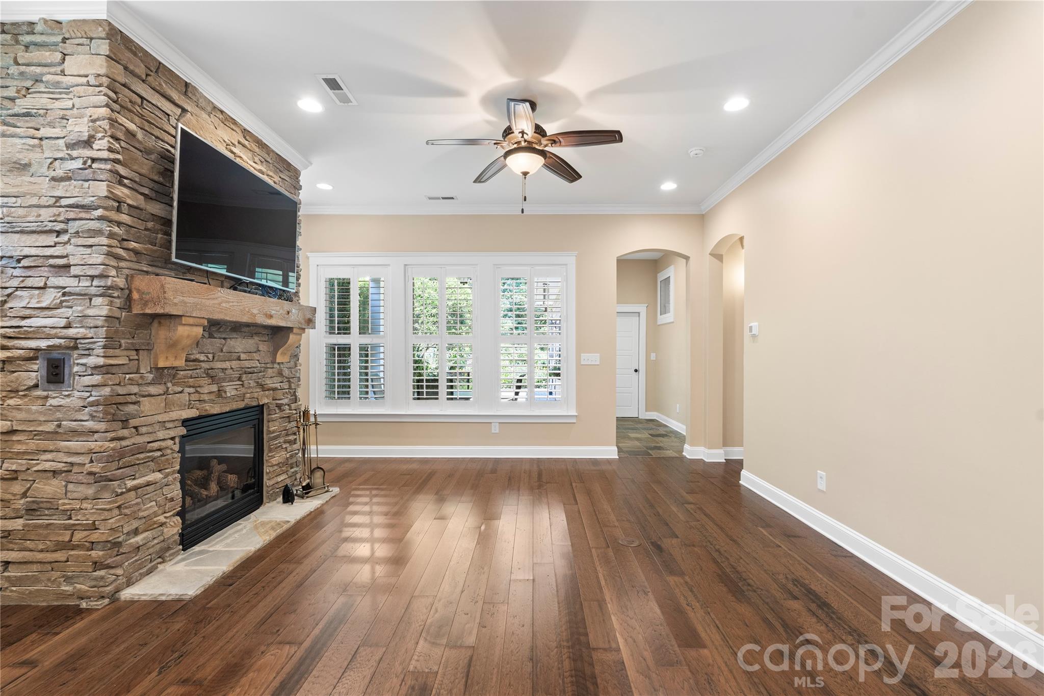 2145 Lexington Street — Belmont