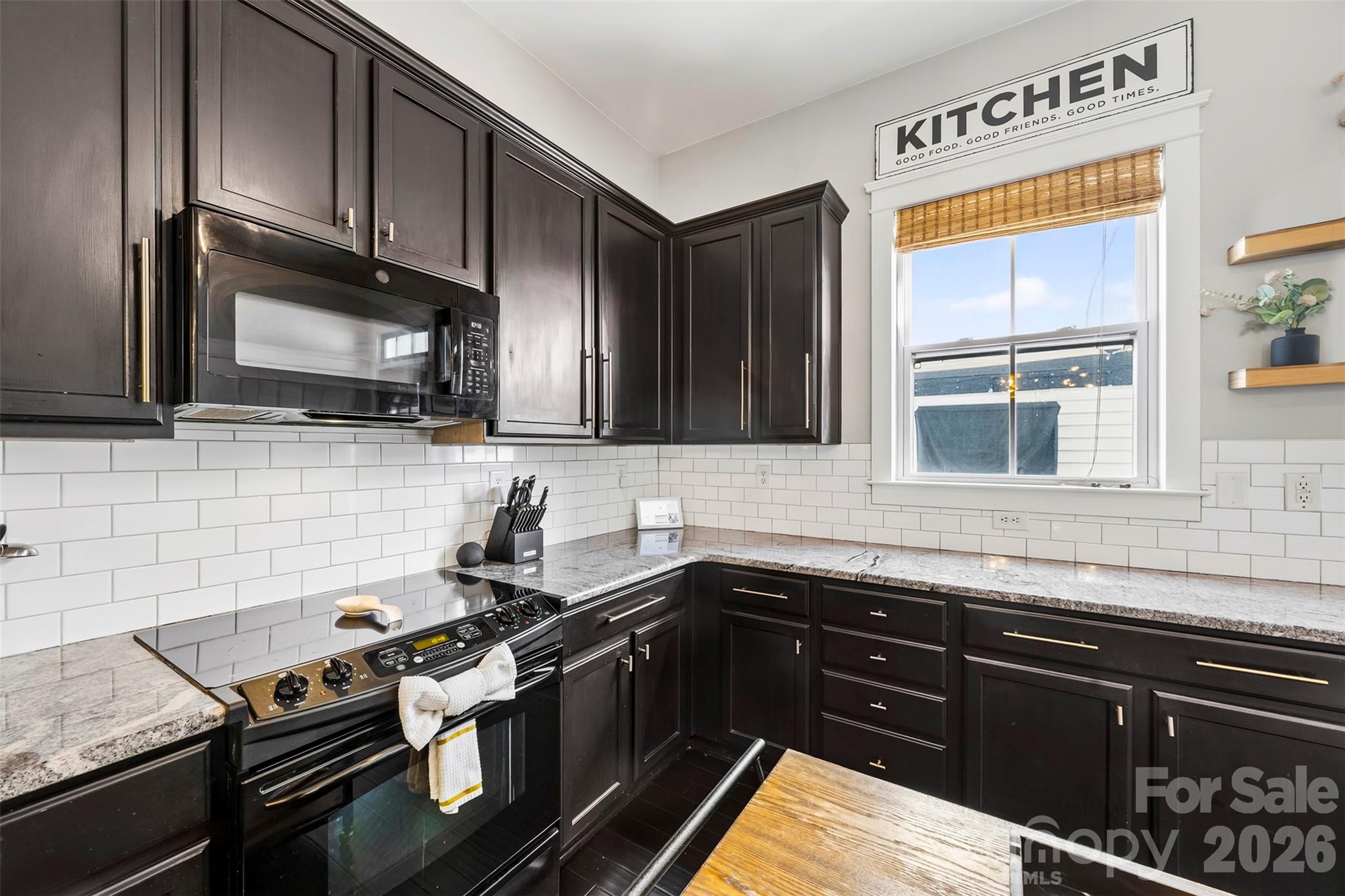 6917 Dunton Street — Huntersville