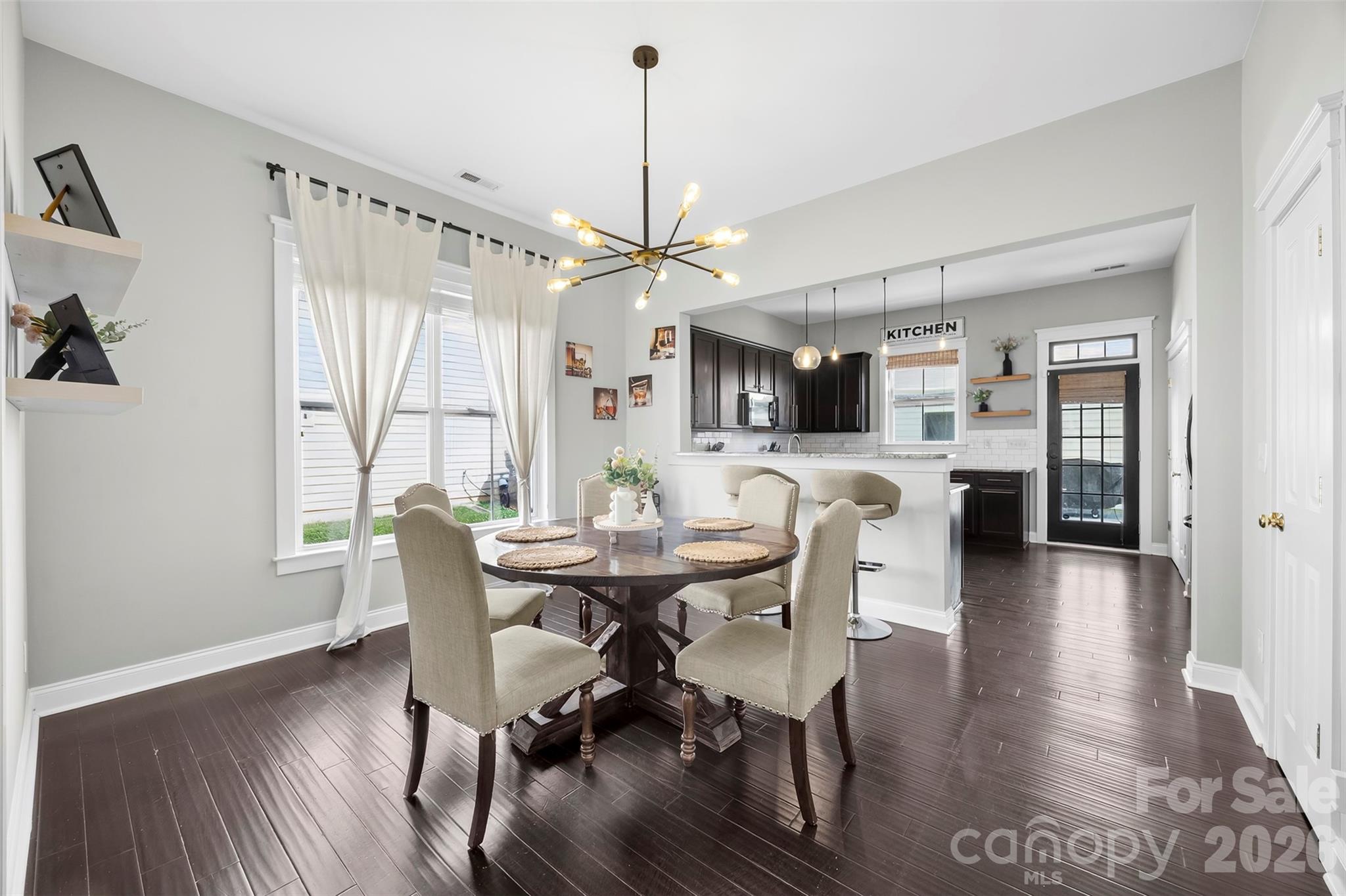 6917 Dunton Street — Huntersville