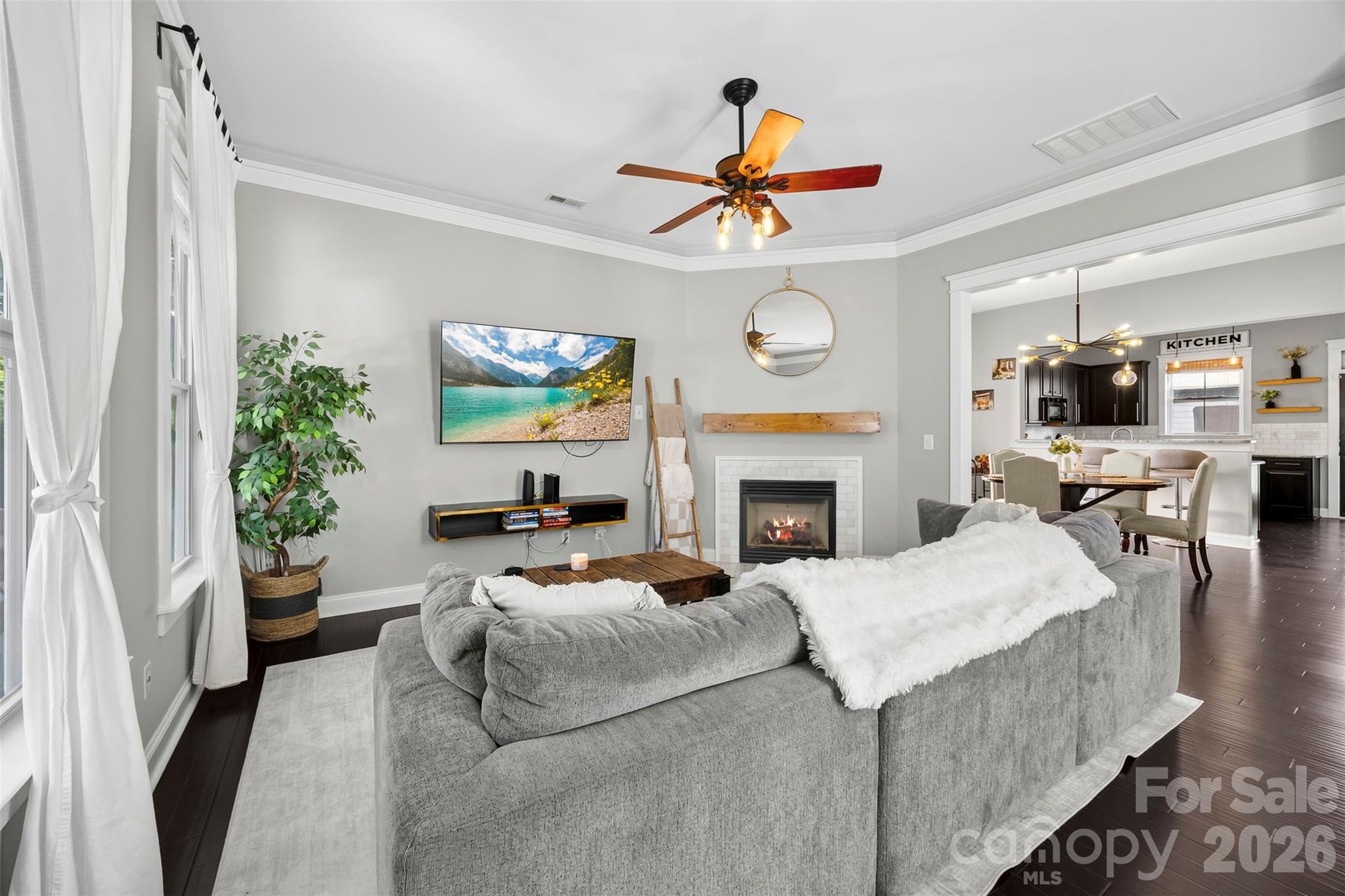 6917 Dunton Street — Huntersville