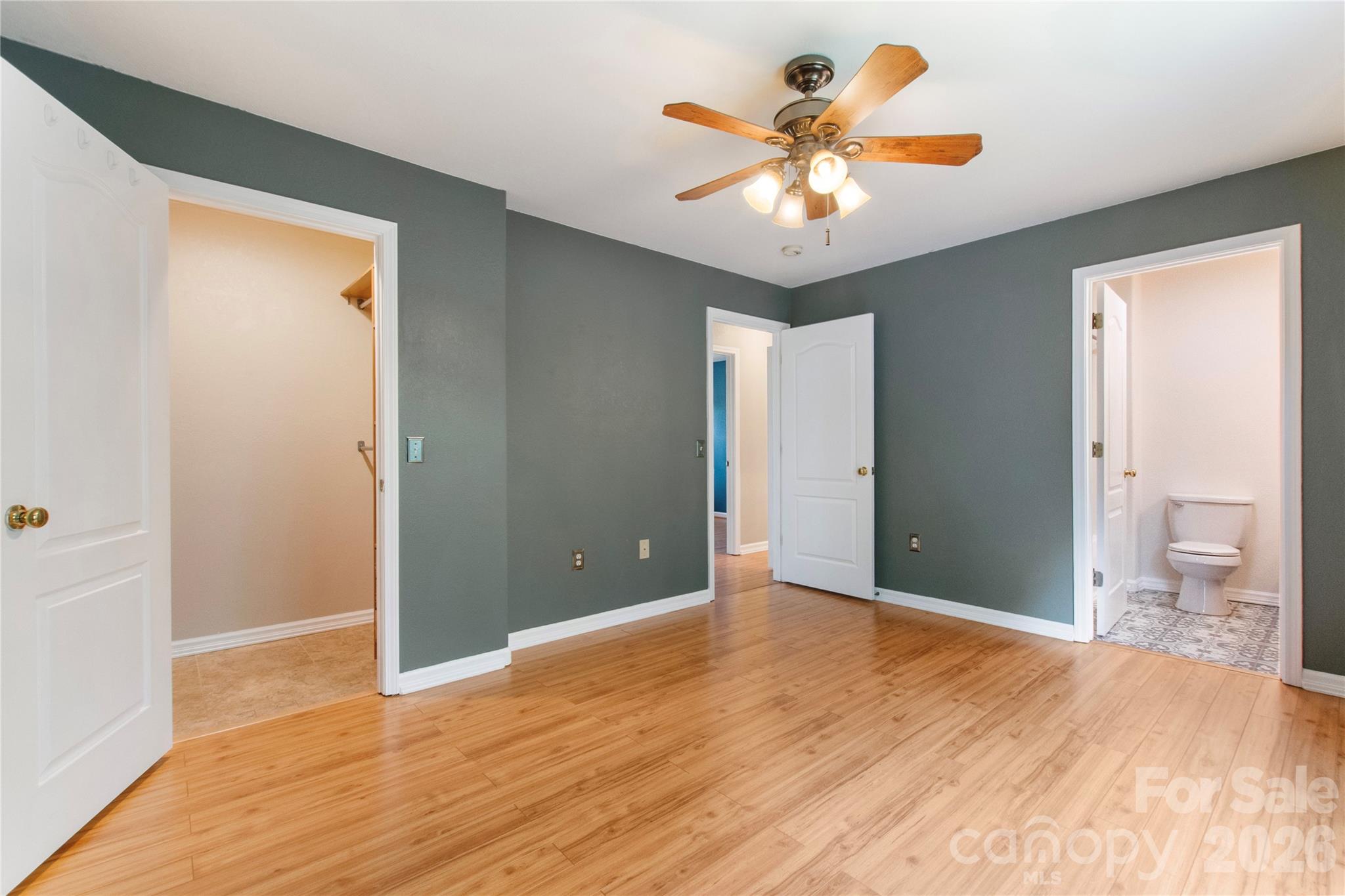100 Carriage Hill Drive — Morganton