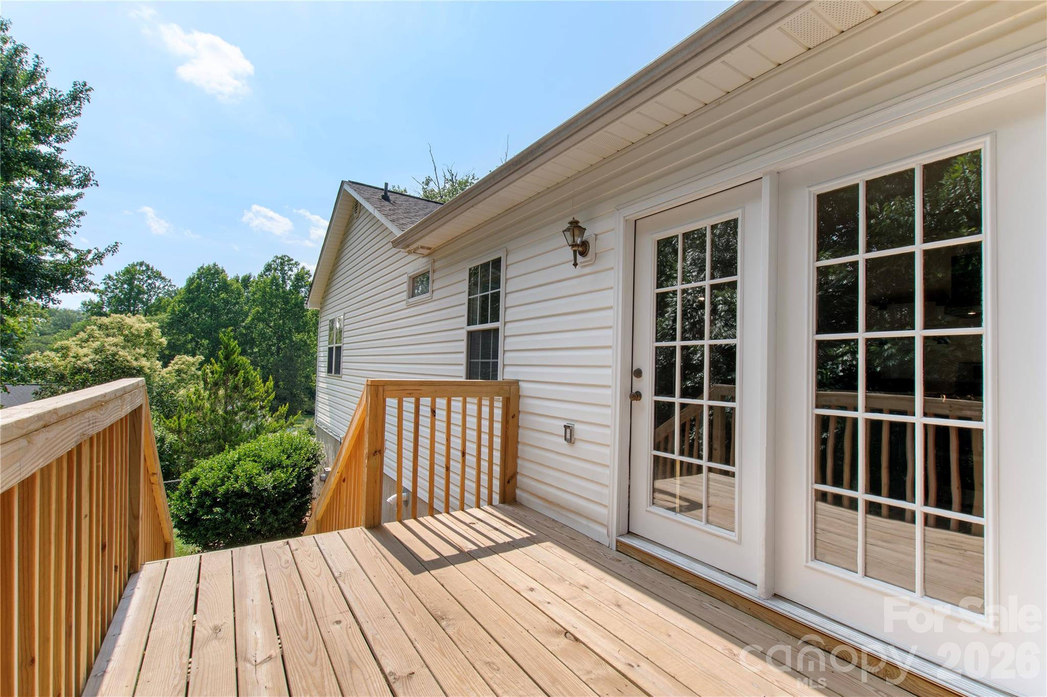 100 Carriage Hill Drive — Morganton