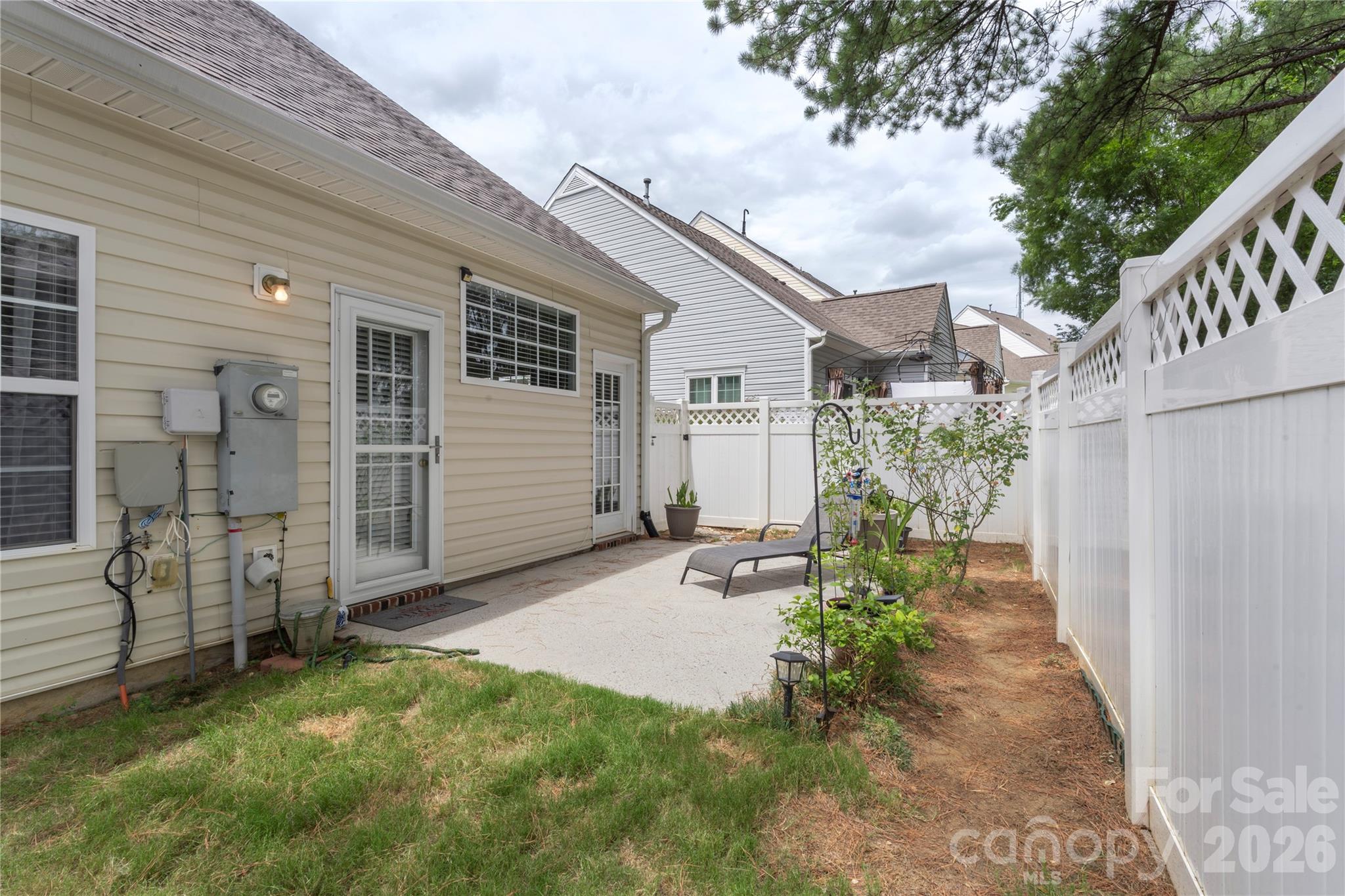 806 Rock Lake Glen — Fort Mill