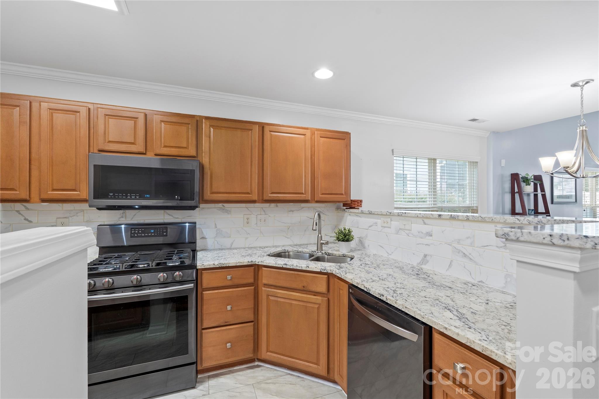 806 Rock Lake Glen — Fort Mill
