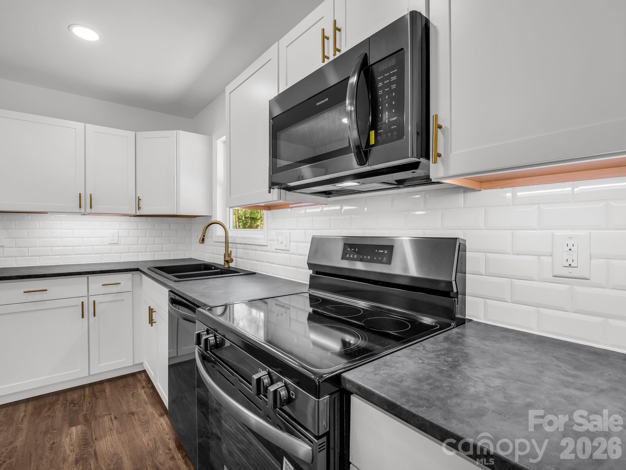 314 Maryland Drive #61 — Forest City