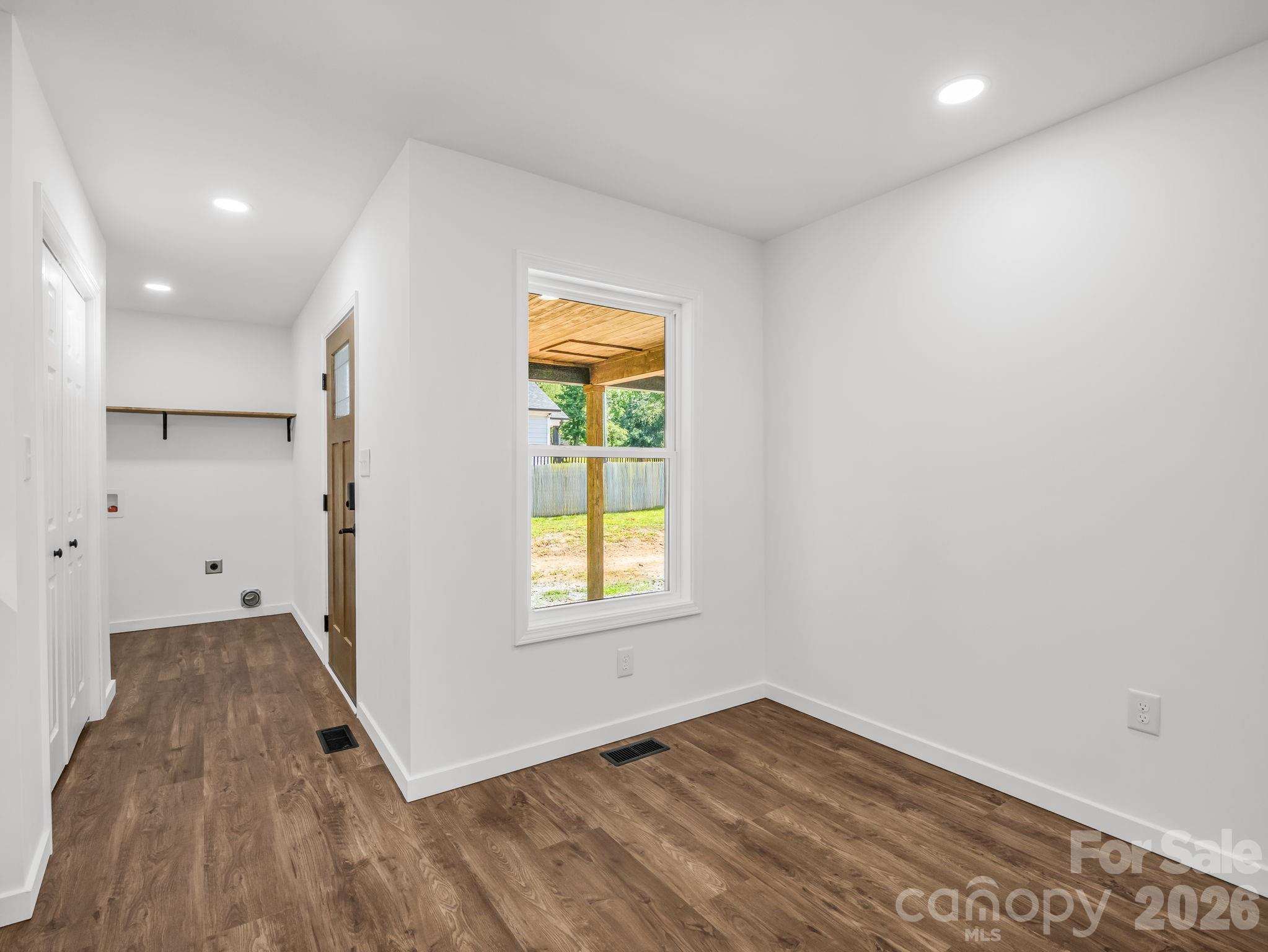 314 Maryland Drive #61 — Forest City