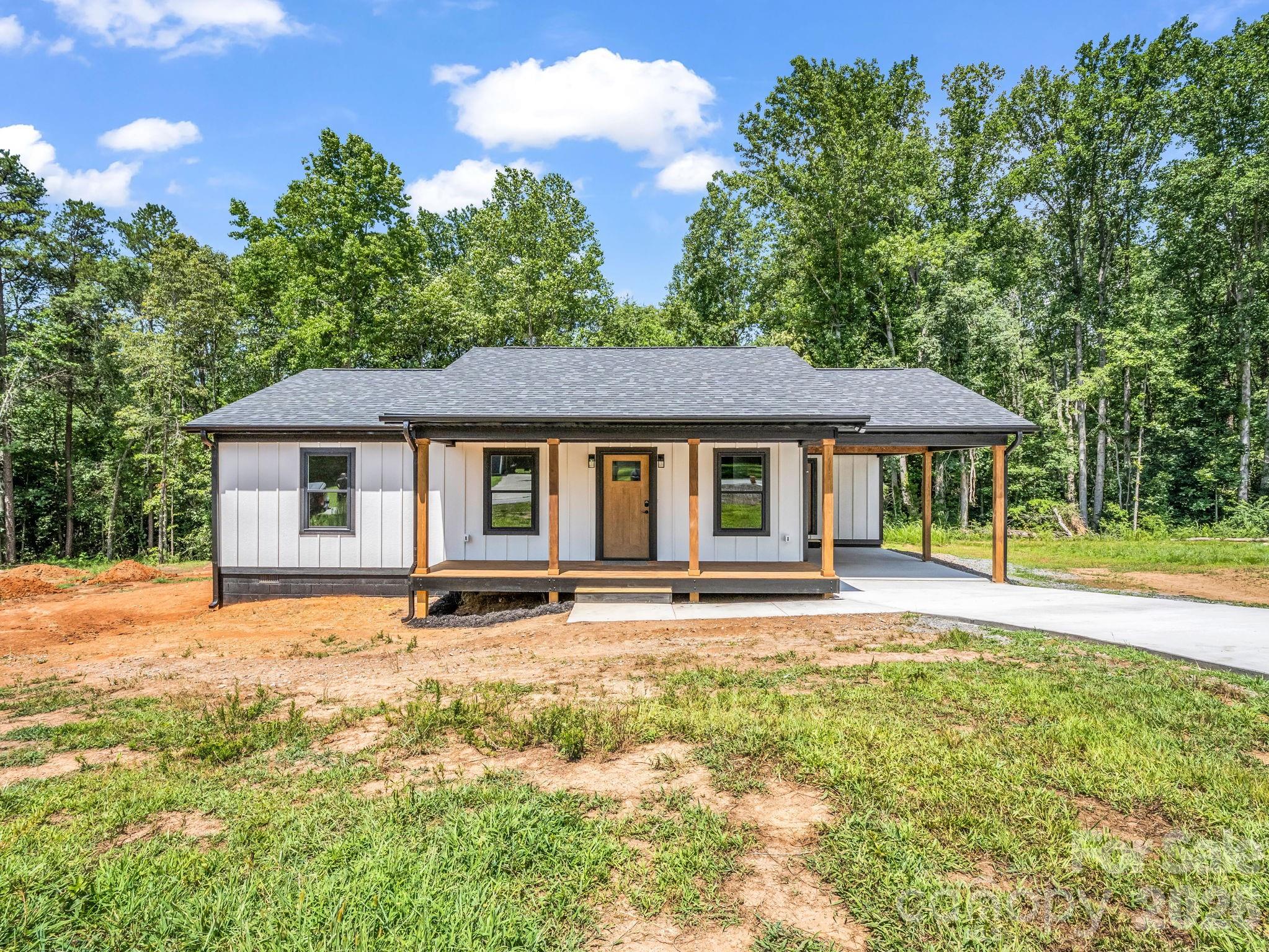 314 Maryland Drive #61 — Forest City