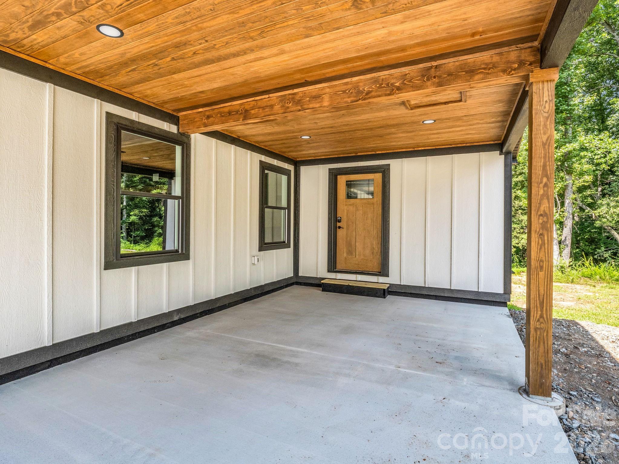 314 Maryland Drive #61 — Forest City