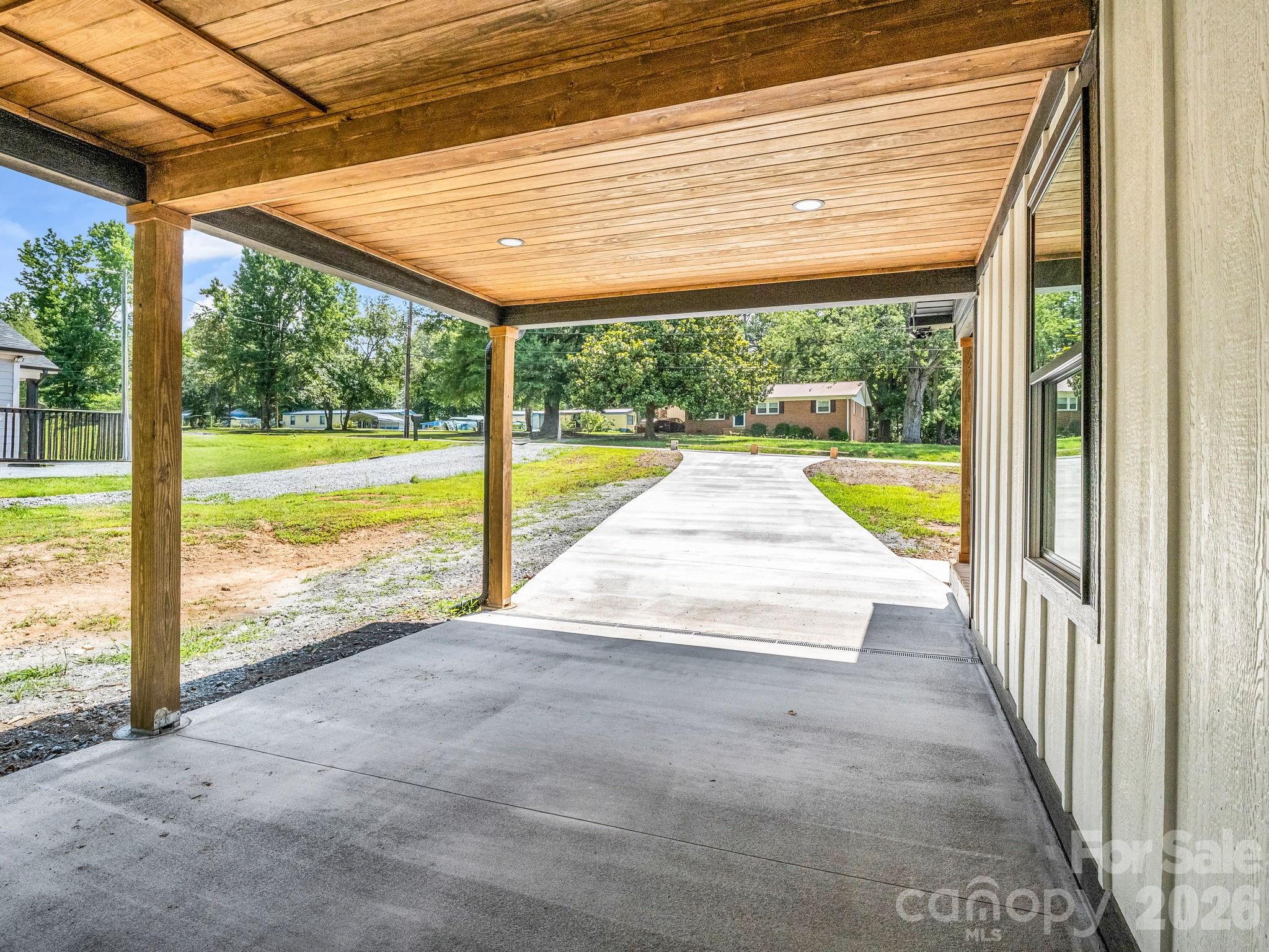 314 Maryland Drive #61 — Forest City