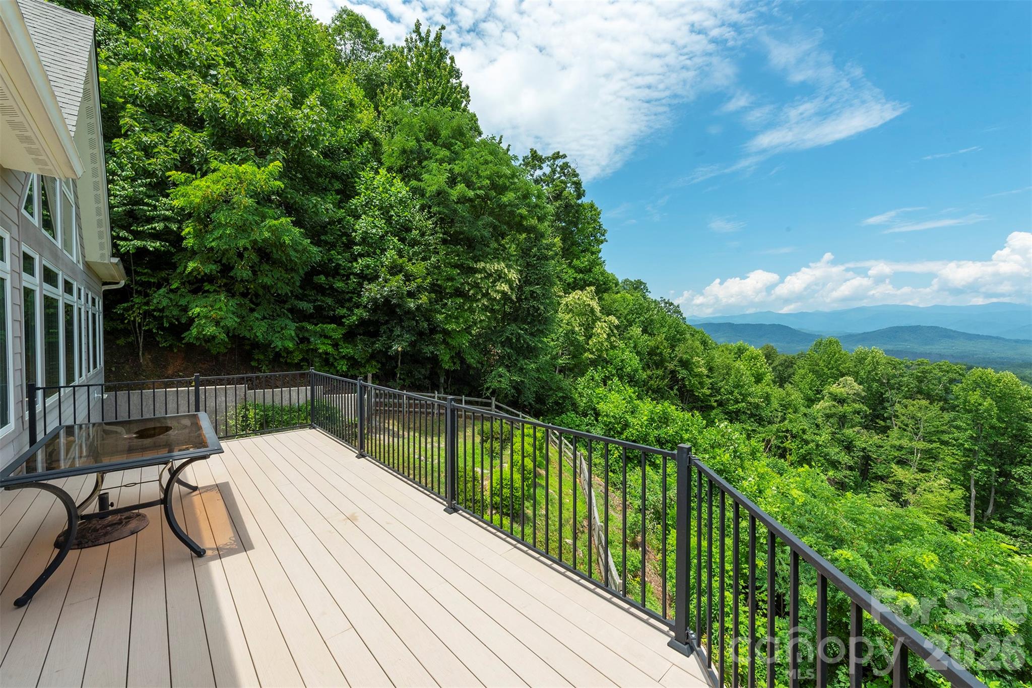 301 Oak Winds Drive — Old Fort