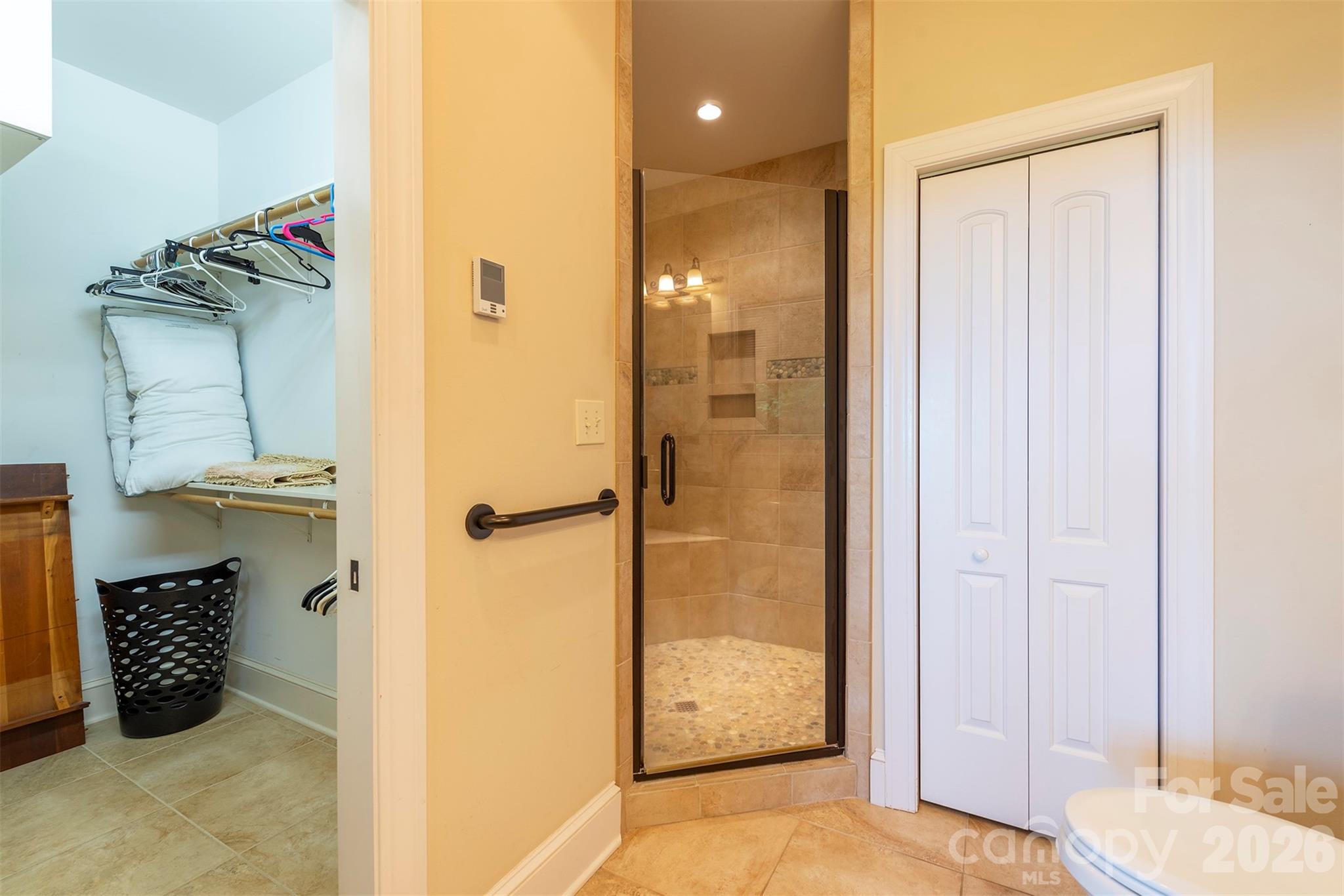 301 Oak Winds Drive — Old Fort