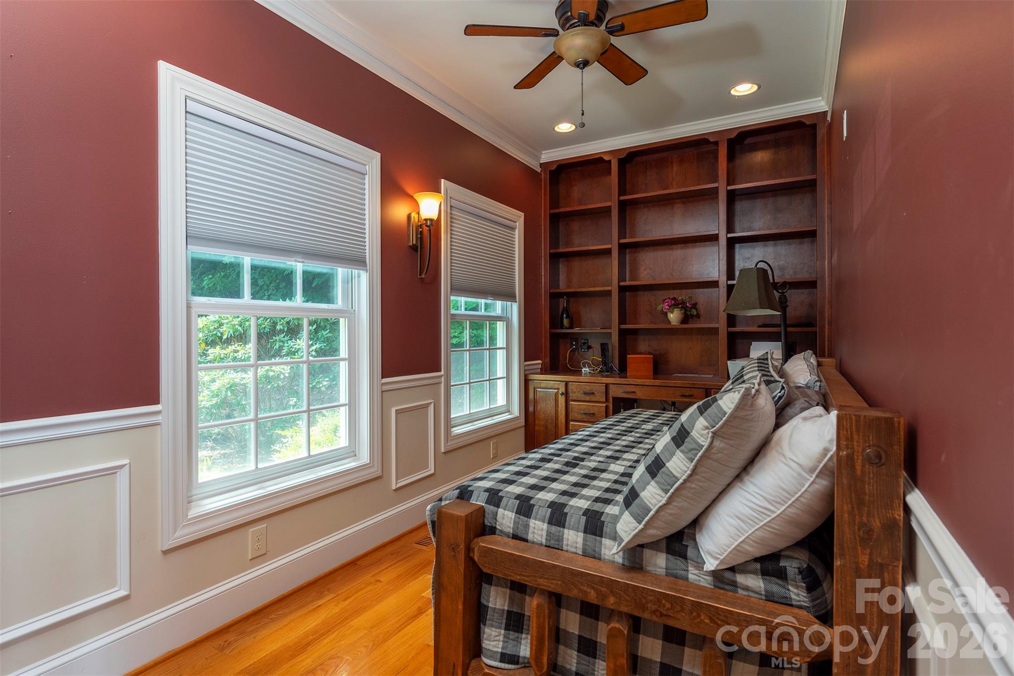 301 Oak Winds Drive — Old Fort