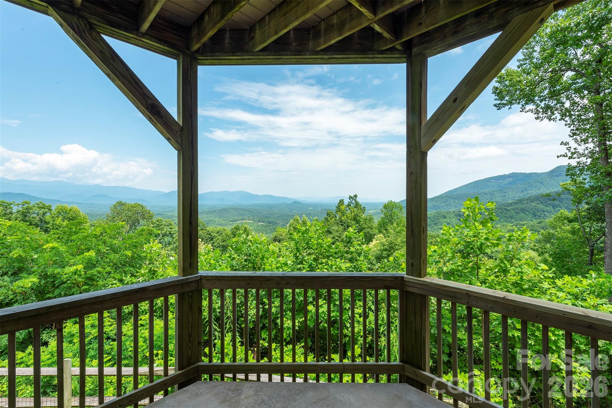 301 Oak Winds Drive — Old Fort