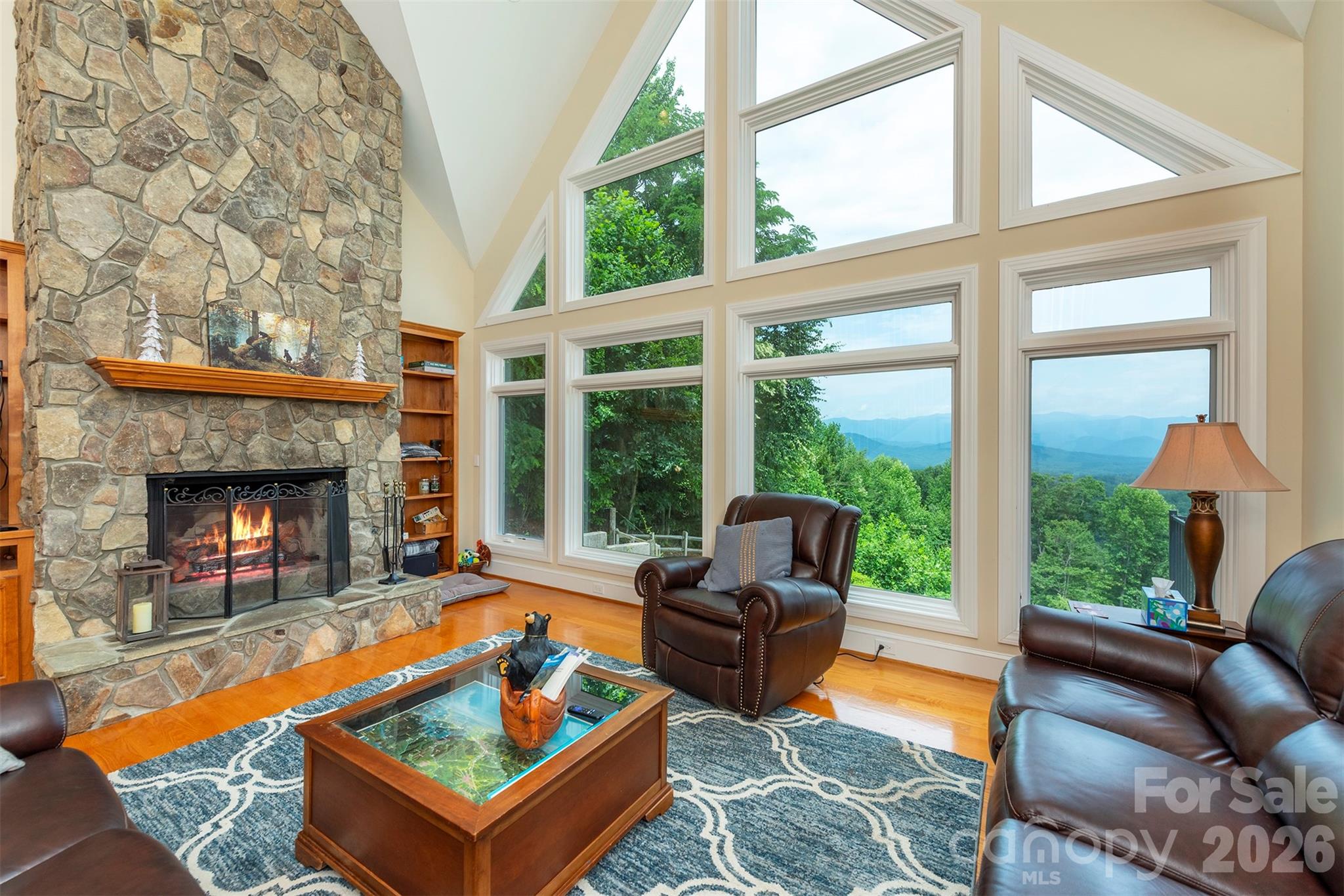 301 Oak Winds Drive — Old Fort