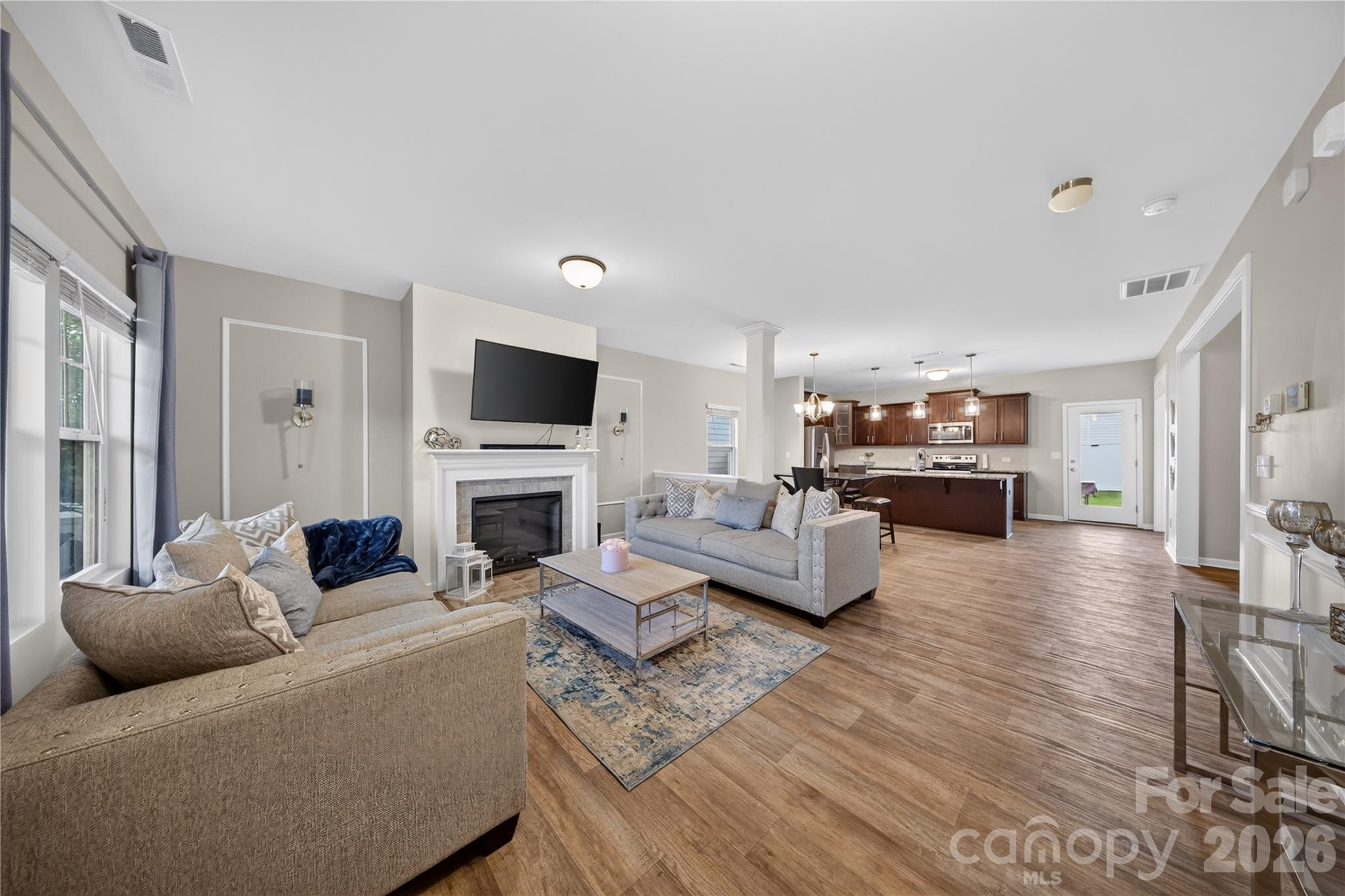 5137 Thomasville Drive — Belmont