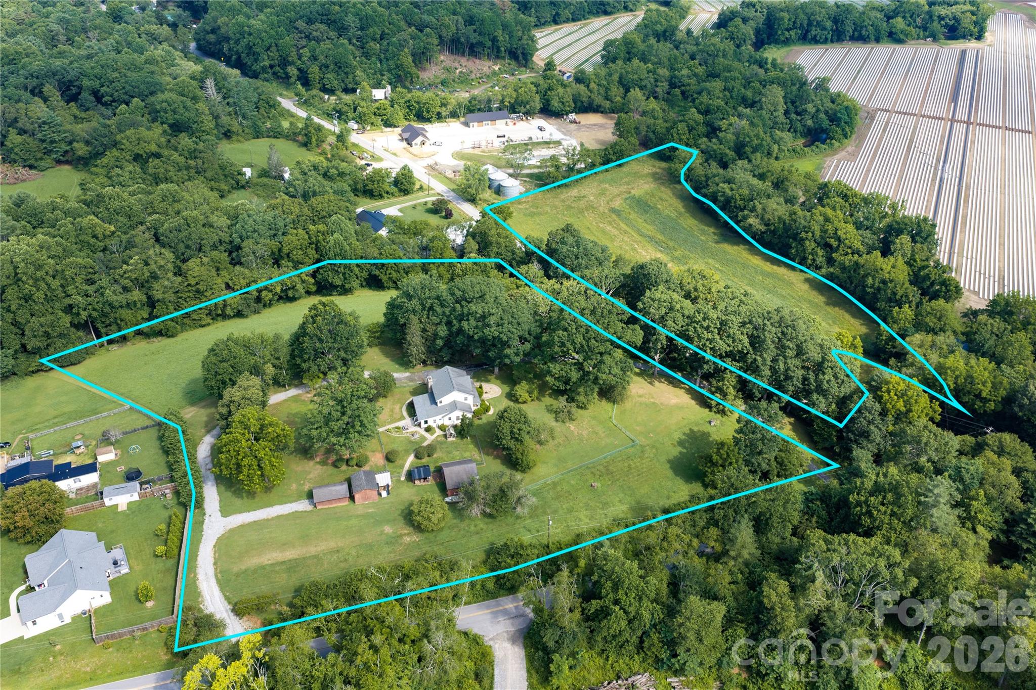 10 Old Turnpike Road — Mills River