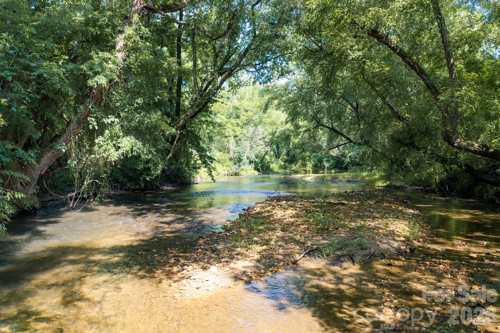10 Old Turnpike Road — Mills River